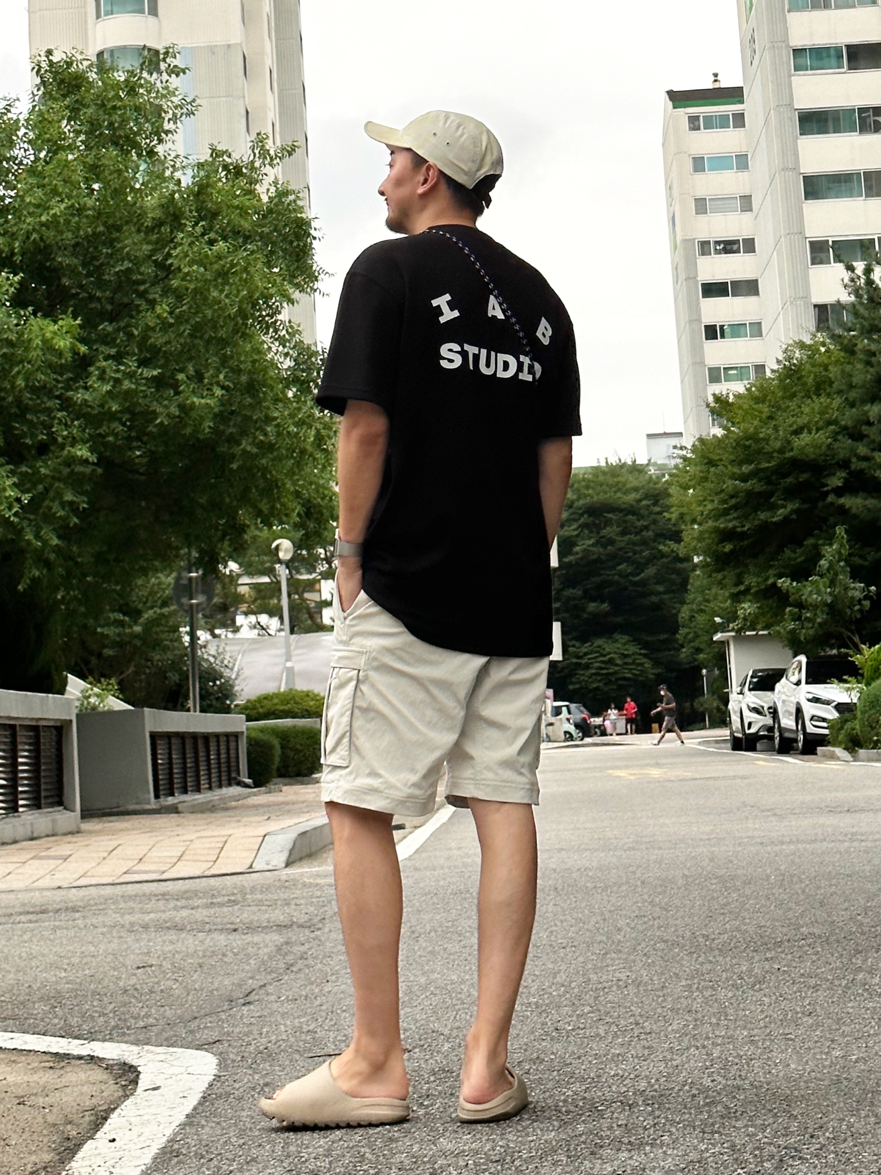 Supreme x Stone Island Reactive Ice Camo Ripstop Camp Cap Tan - 22SS, IAB Studio 10th Anniversary T-Shirts Pack White & Black (2 Pack) 착용 스타일
