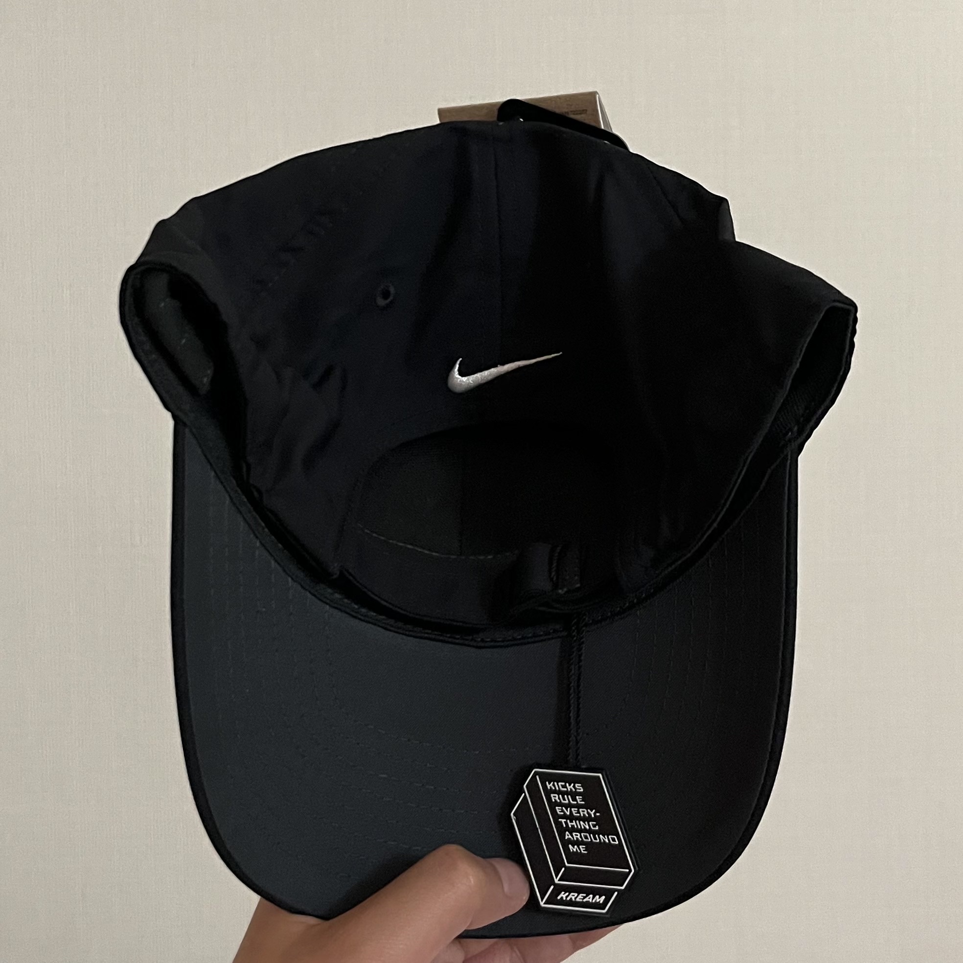 Nike Dri-Fit Legacy 91 Golf Cap Black 착용 스타일