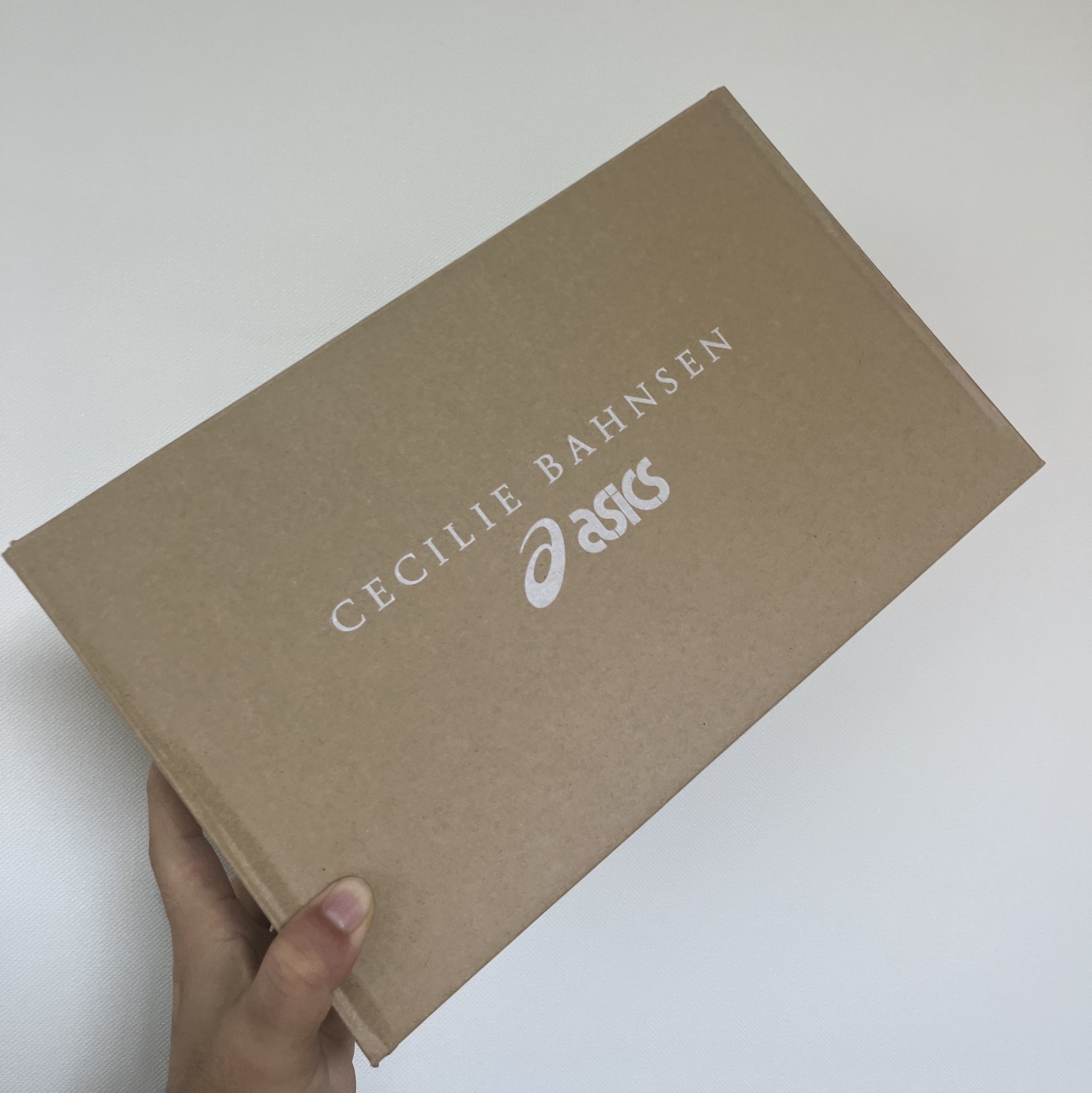 Asics x Cecilie Bahnsen GT-2160 White 착용 스타일 - 5