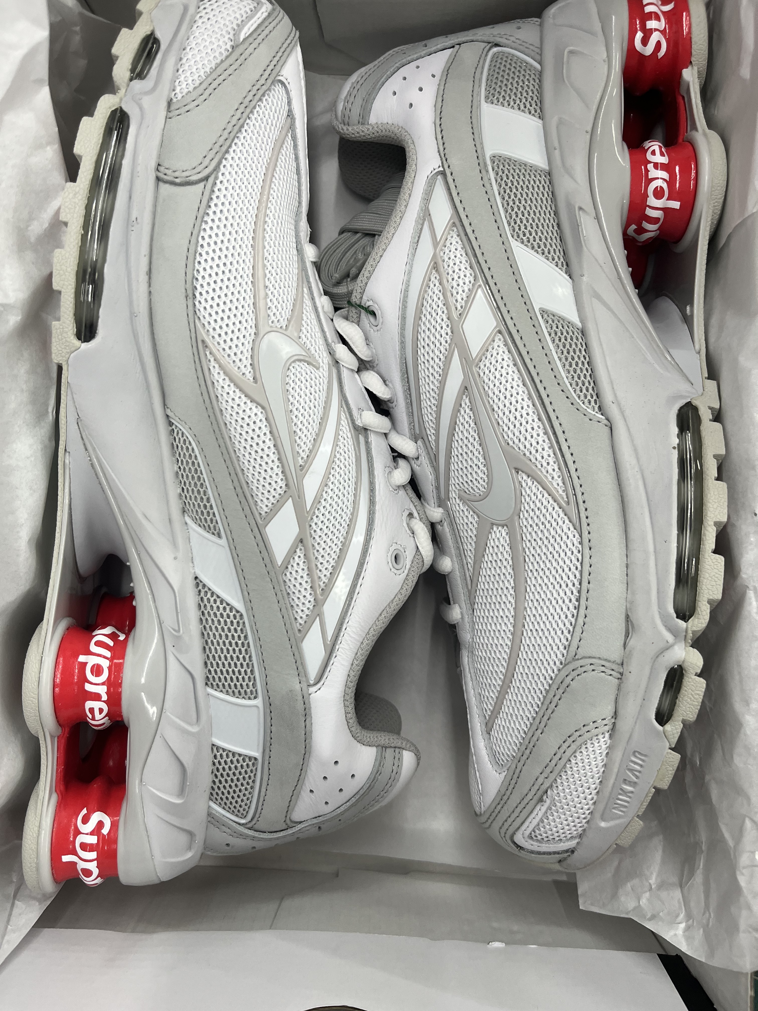 Nike x Supreme Shox Ride 2 SP White 착용 스타일