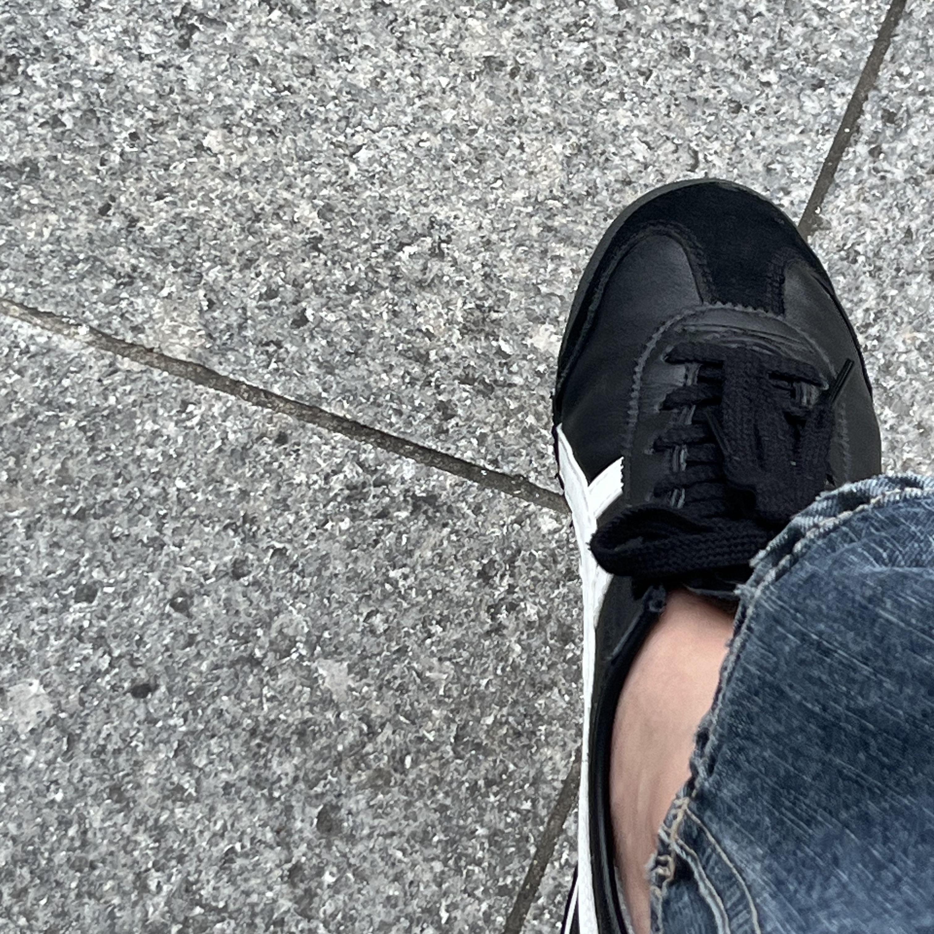 Onitsuka Tiger Mexico 66 Black White 착용 스타일