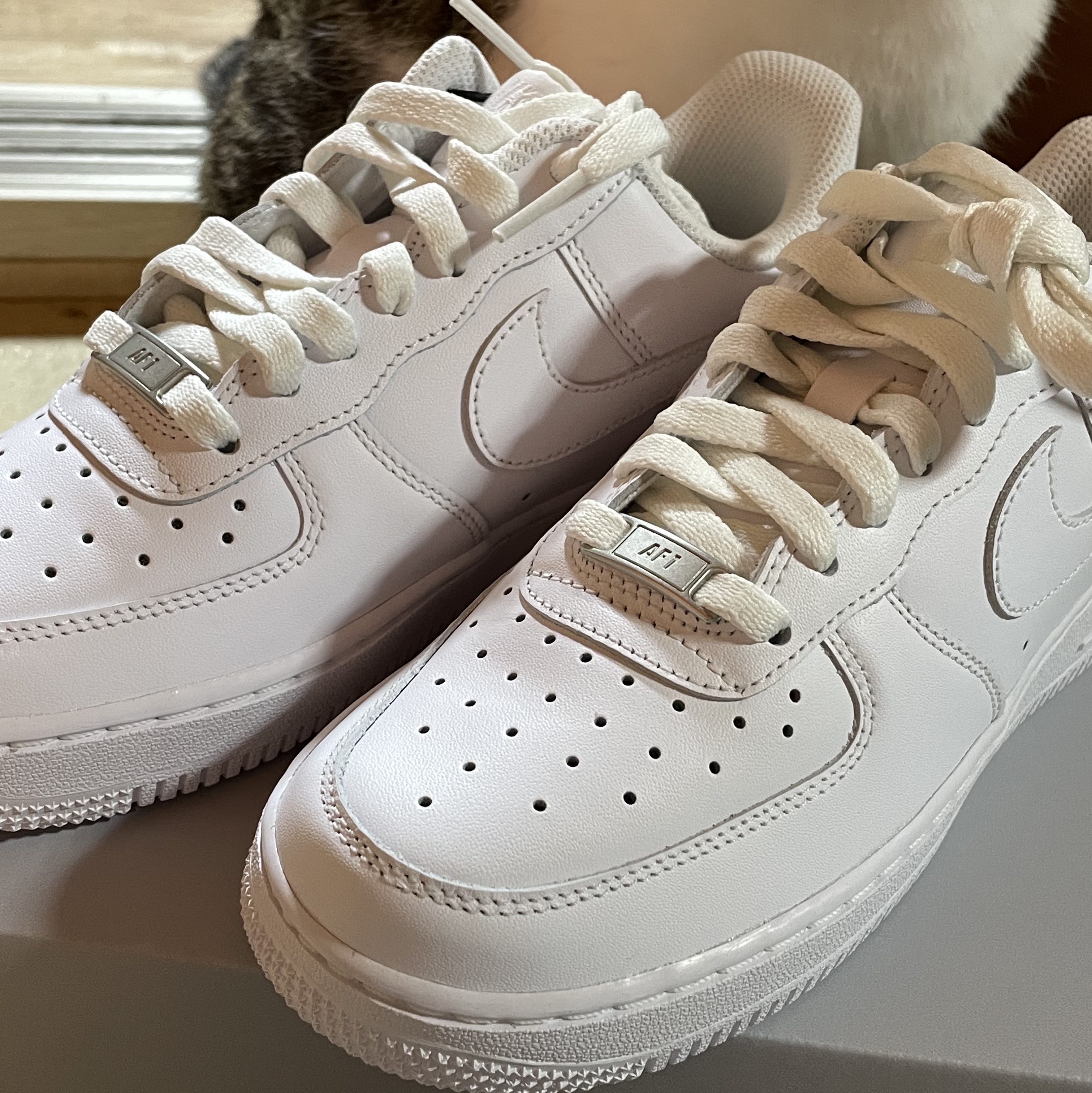 (W) Nike Air Force 1 '07 Low White 착용 스타일