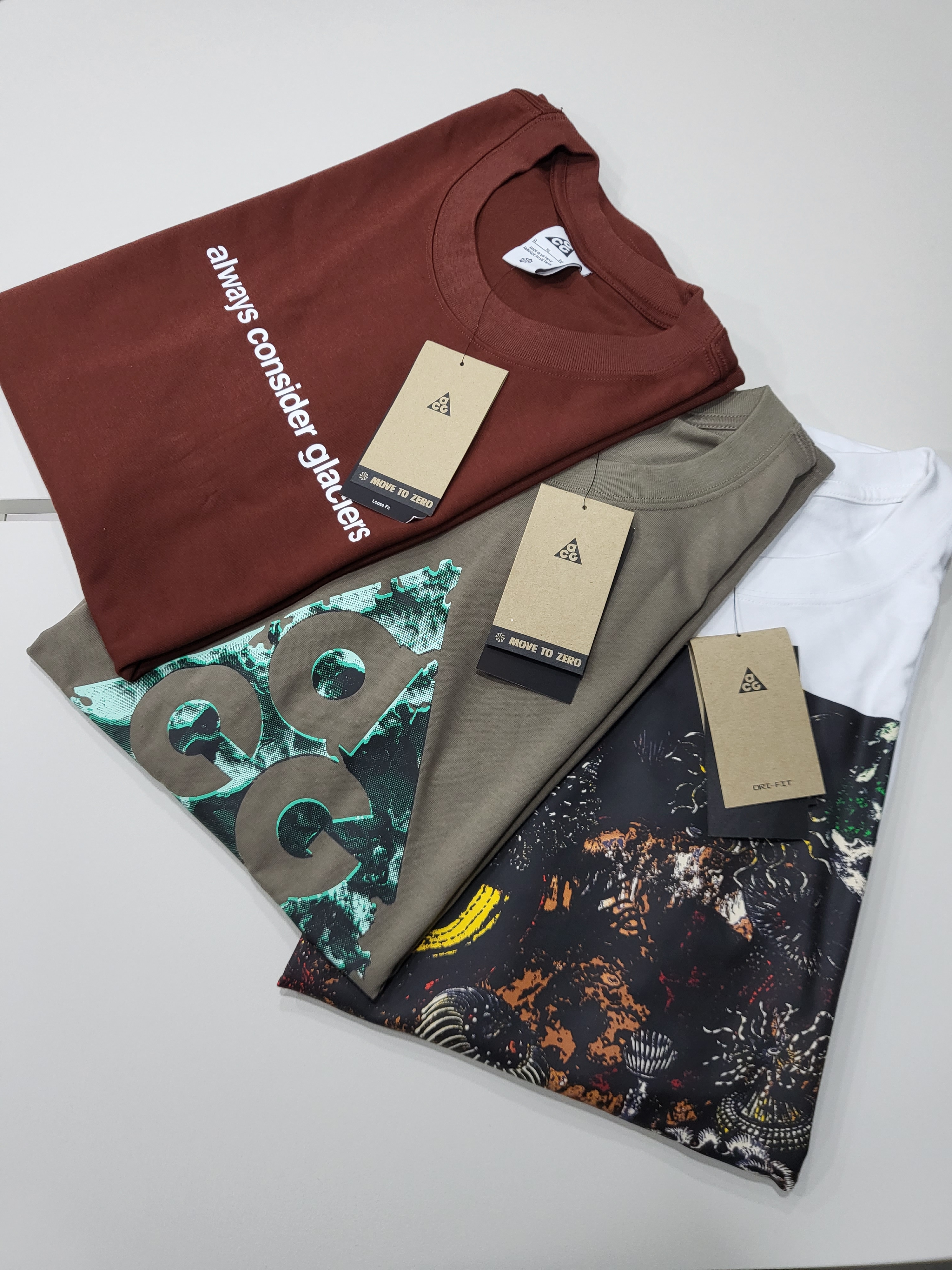 Nike NRG ACG SSNL T-Shirt Olive Grey - US/EU, Nike ACG Tidal Pool T-Shirt White 착용 스타일