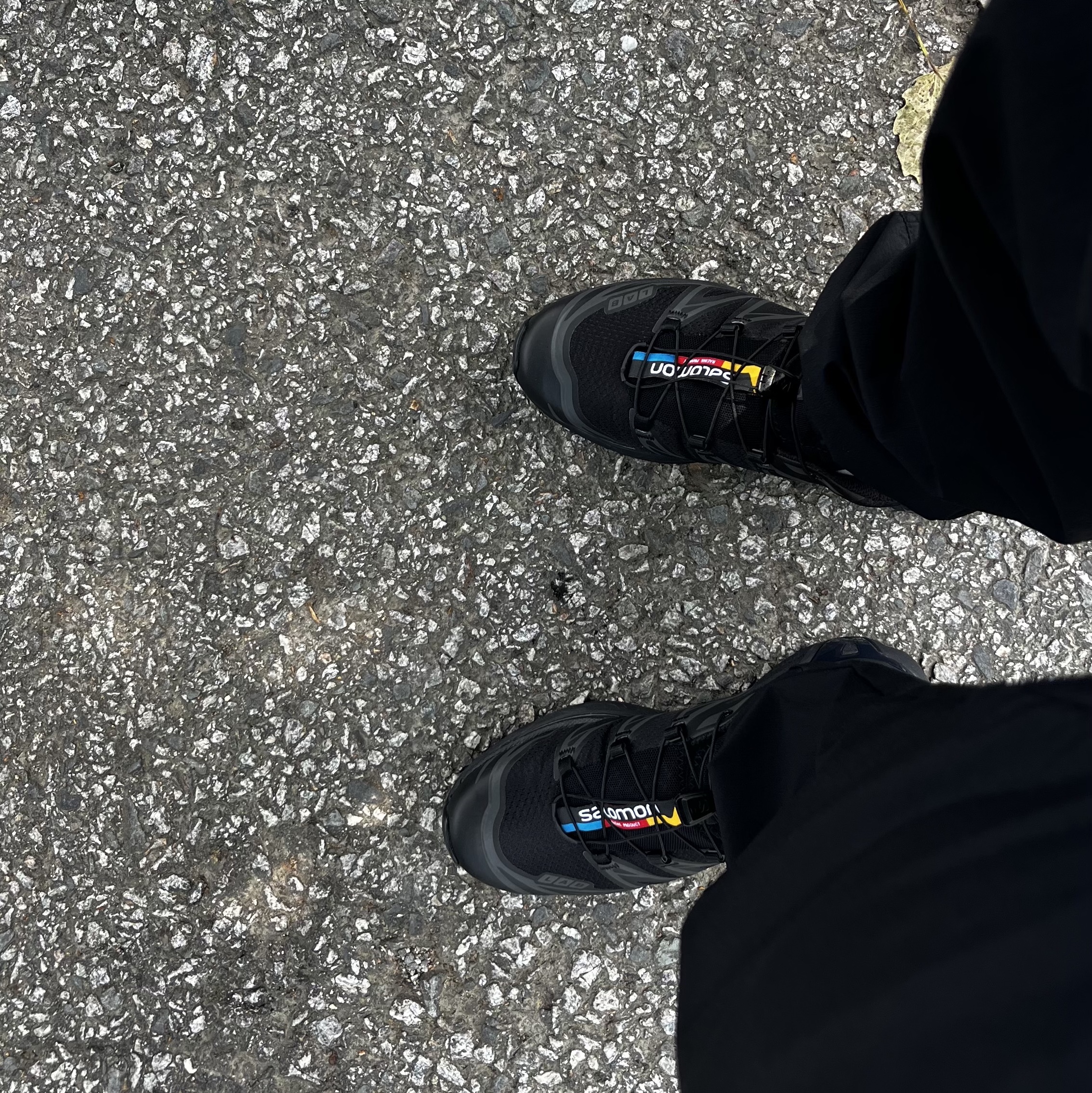 Salomon XT-6 ADV Black 착용 스타일