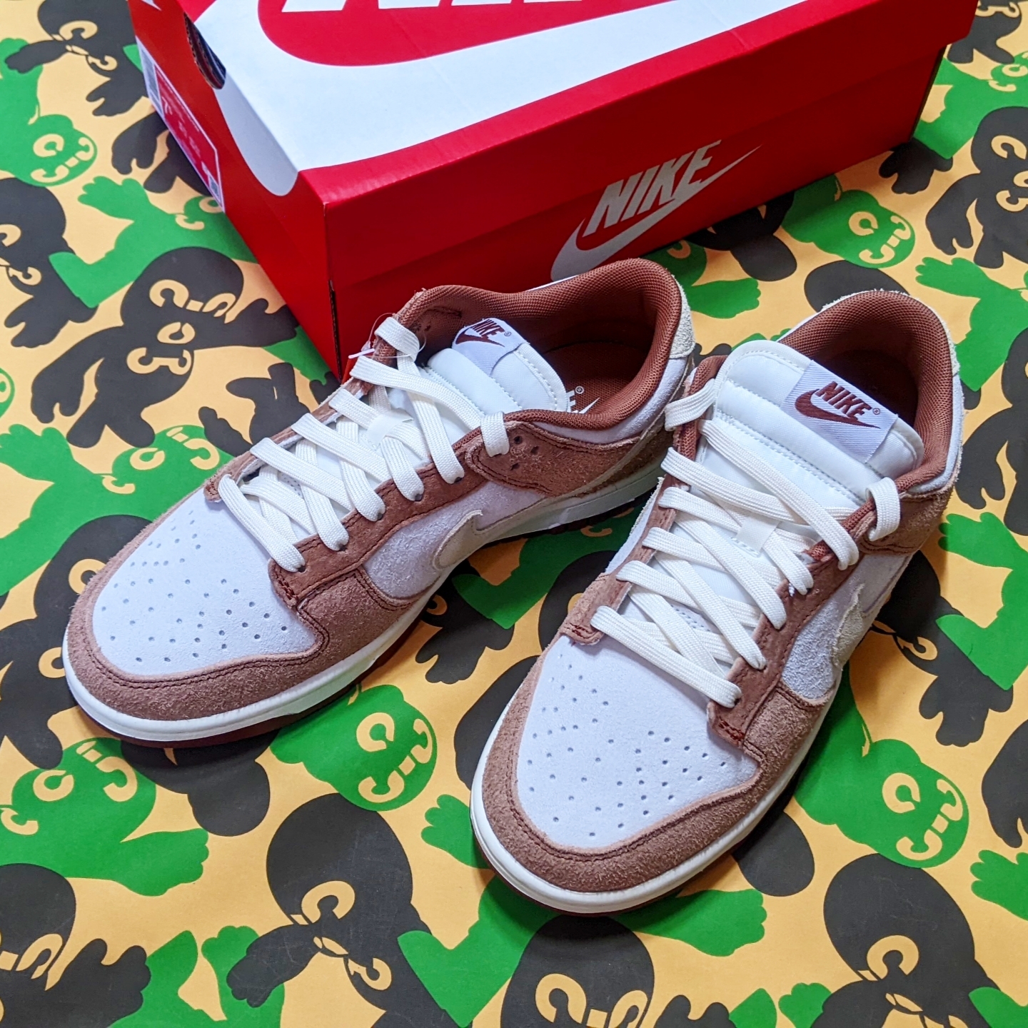 Nike Dunk Low Pro Premium Medium Curry 착용 스타일 - 1