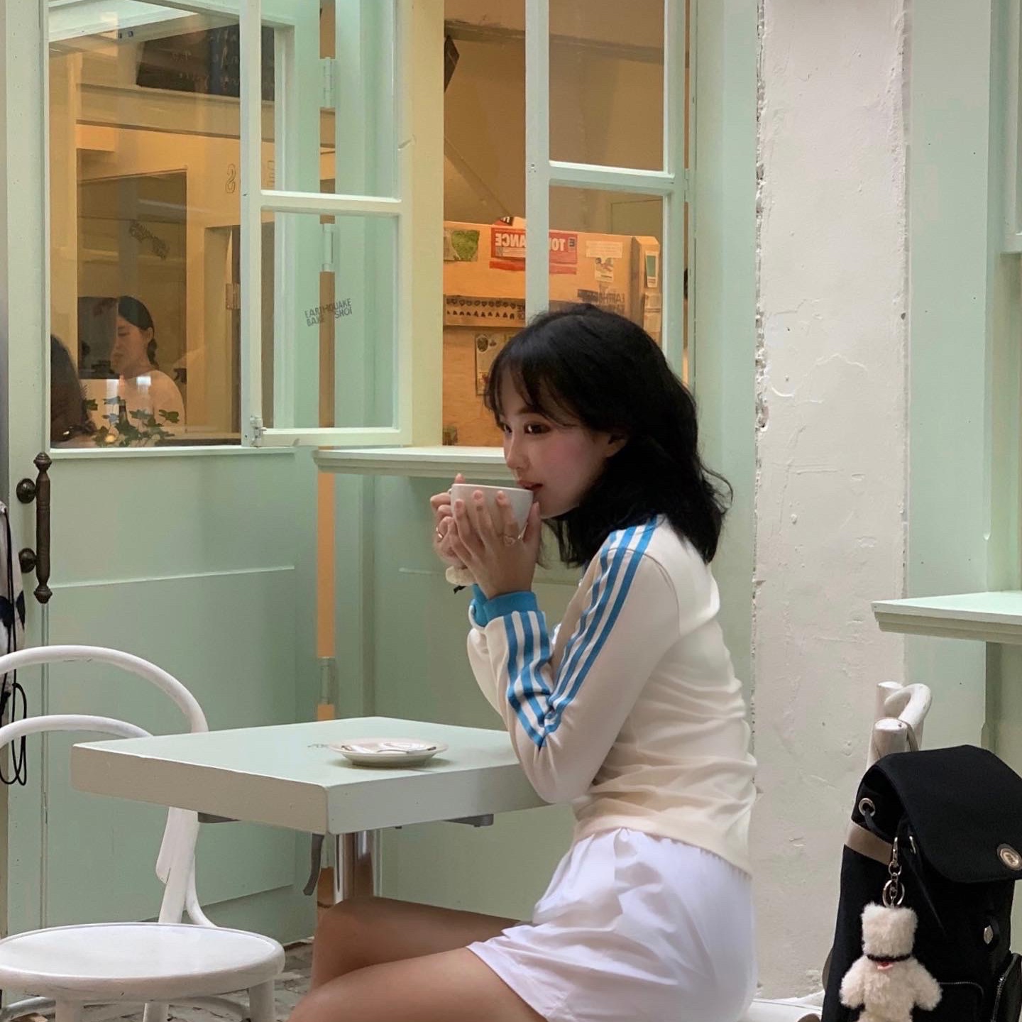 (W) Adidas x Sporty & Rich Long Sleeve Football Jersey Cream White - US Sizing, [KREAM 단독] Monamhee Creami Keyring Cream 착용 스타일 - 1