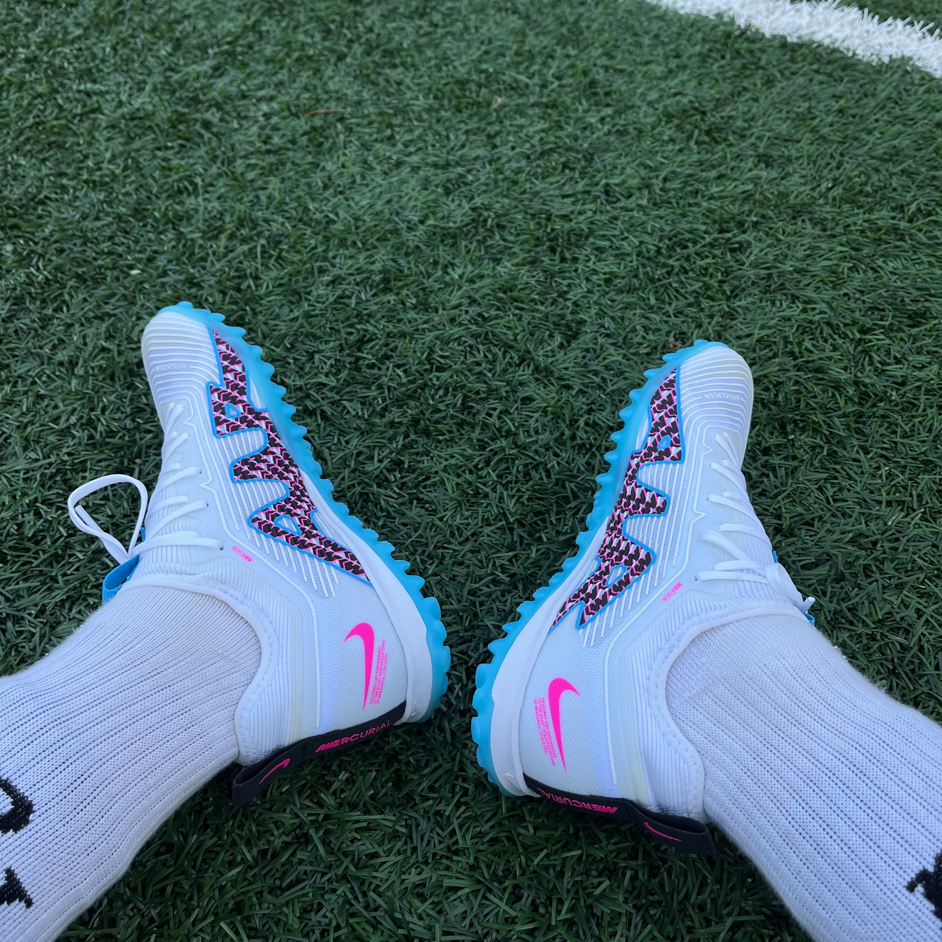 Nike Zoom Mercurial Vapor 15 Pro TF White Baltic Blue 착용 스타일