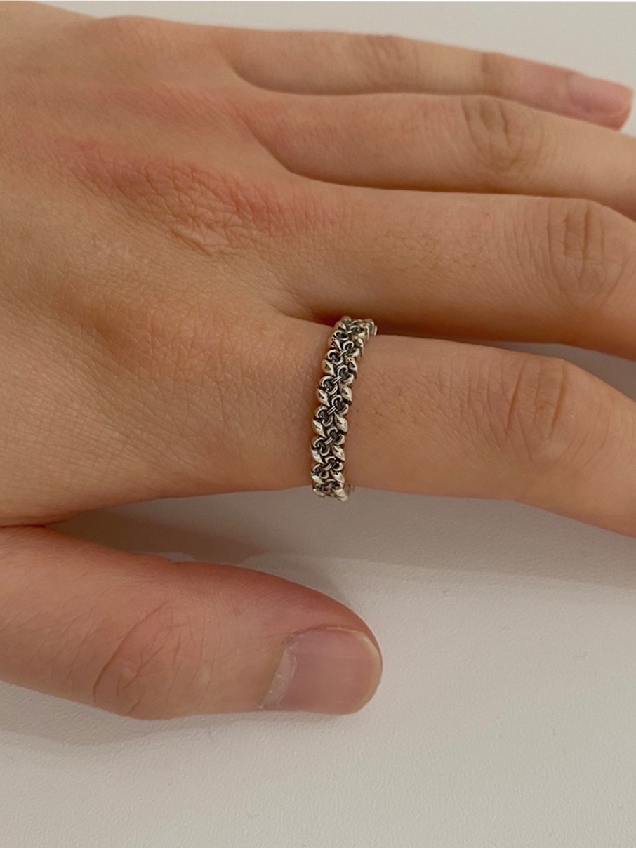 Scudo Lily Layered Ring 착용 스타일
