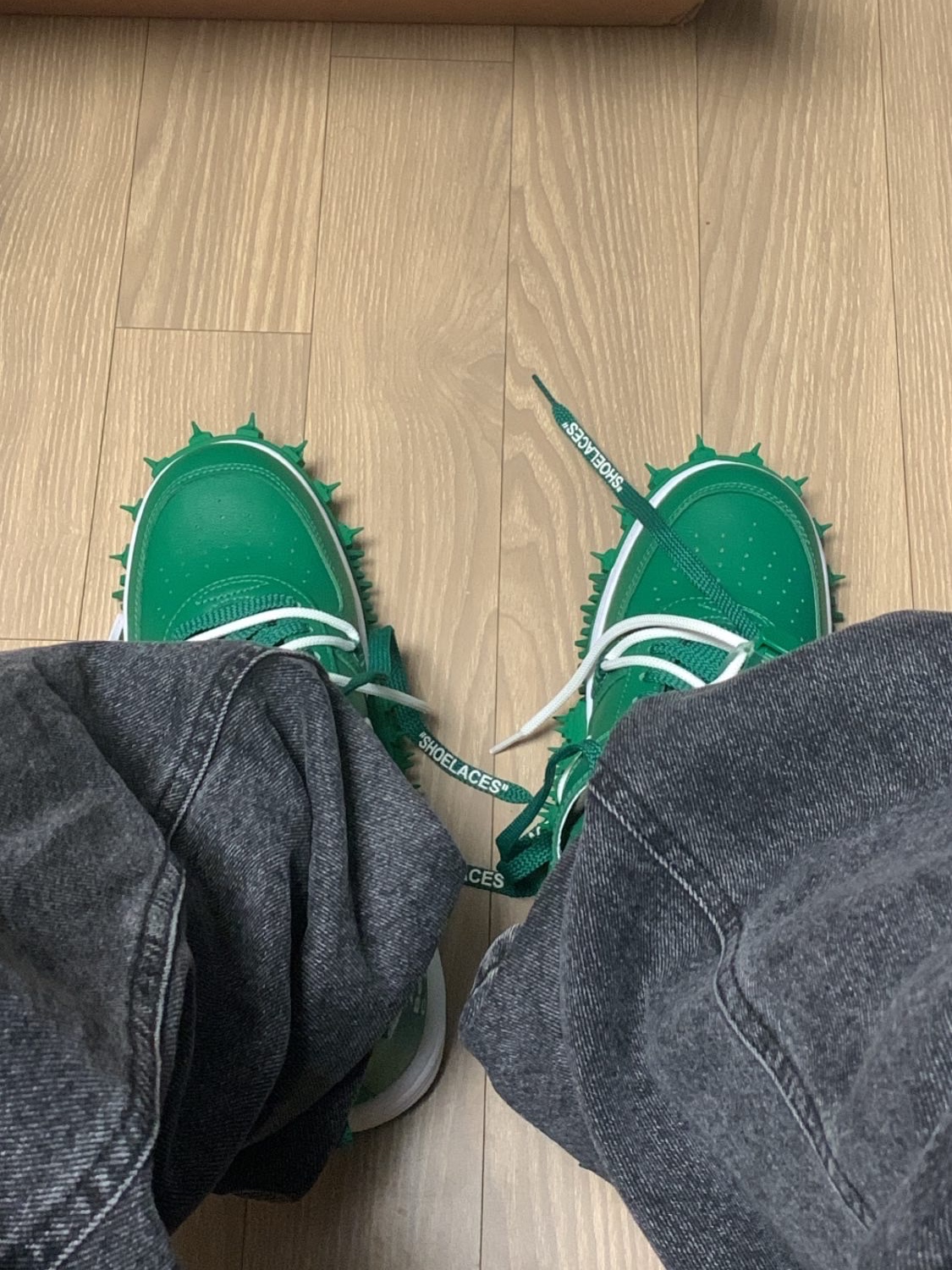 Nike x Off-White Air Force 1 Mid SP Leather Pine Green, Nike x Off-White Dunk Low Pine Green 착용 스타일 - 1