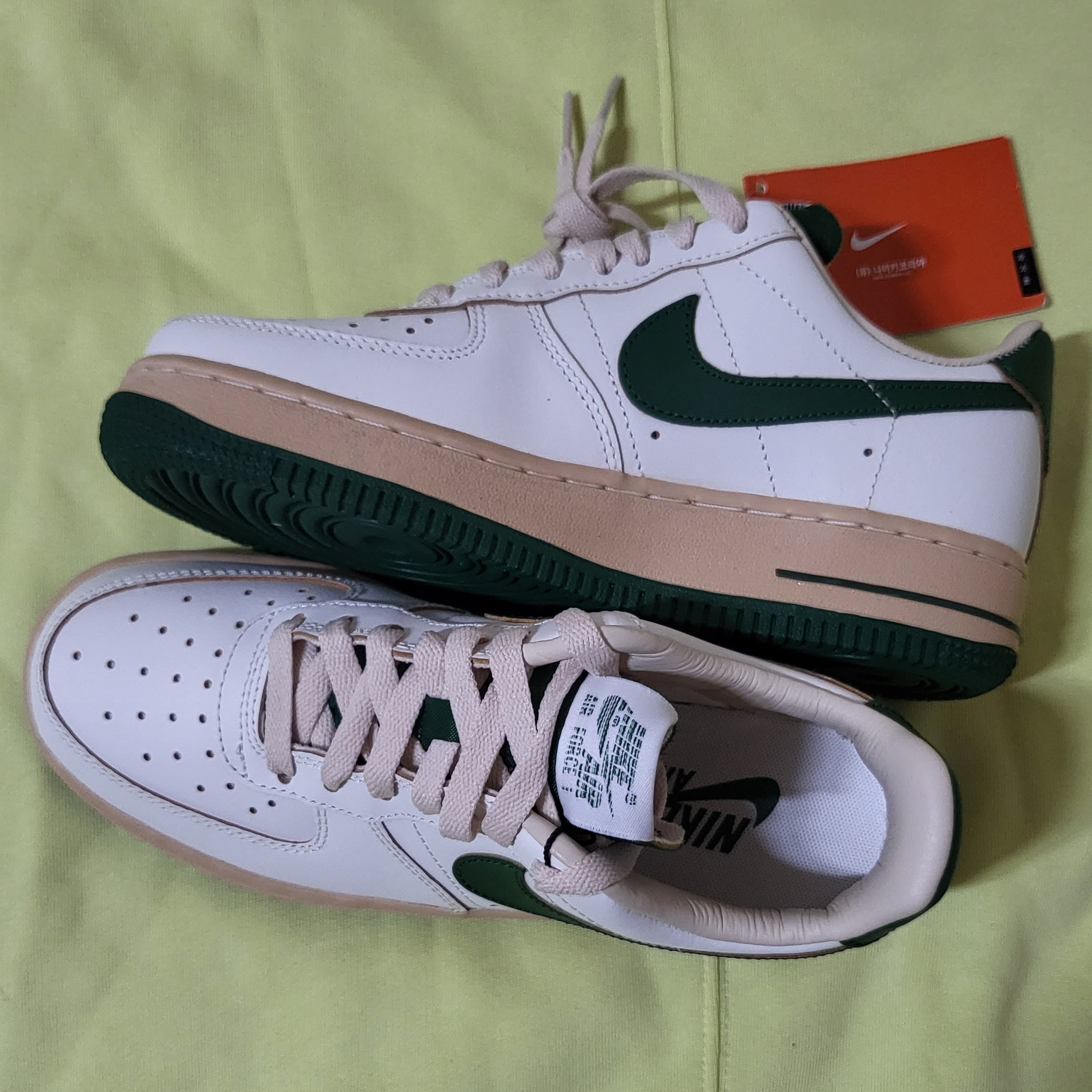 (W) Nike Air Force 1 Low Gorge Green 착용 스타일