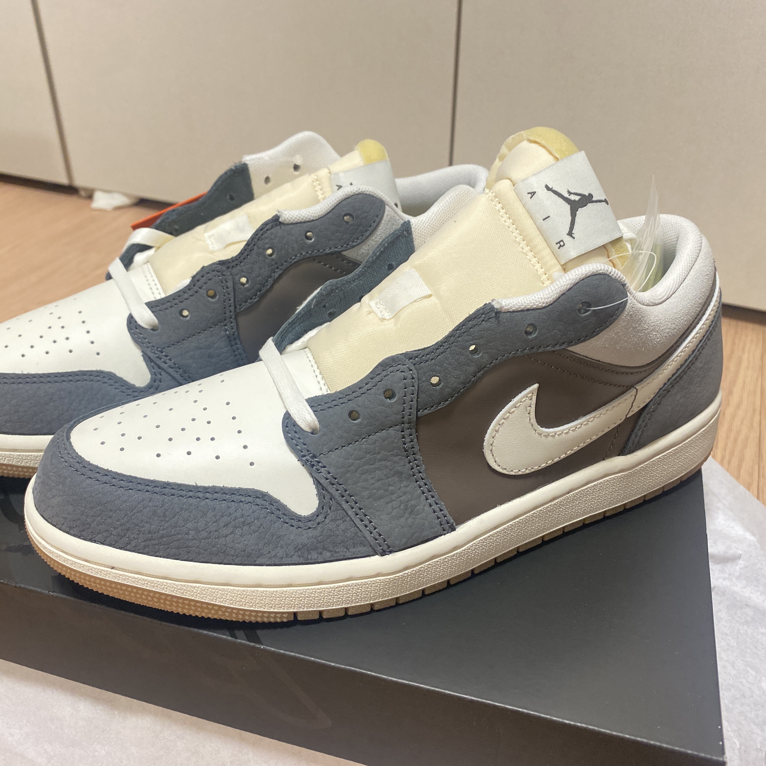 Jordan 1 Low Kkachi 착용 스타일