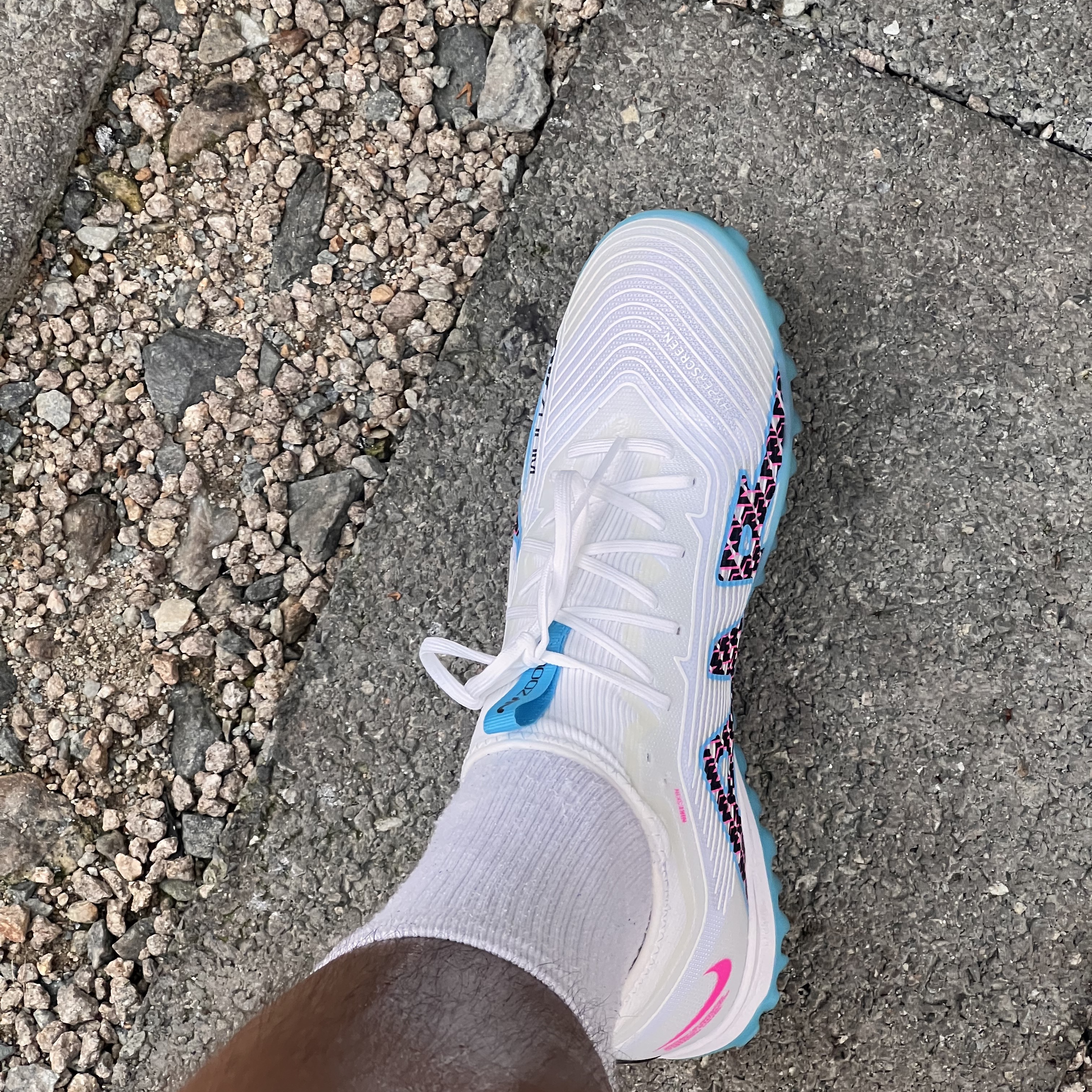 Nike Zoom Mercurial Vapor 15 Pro TF White Baltic Blue 착용 스타일