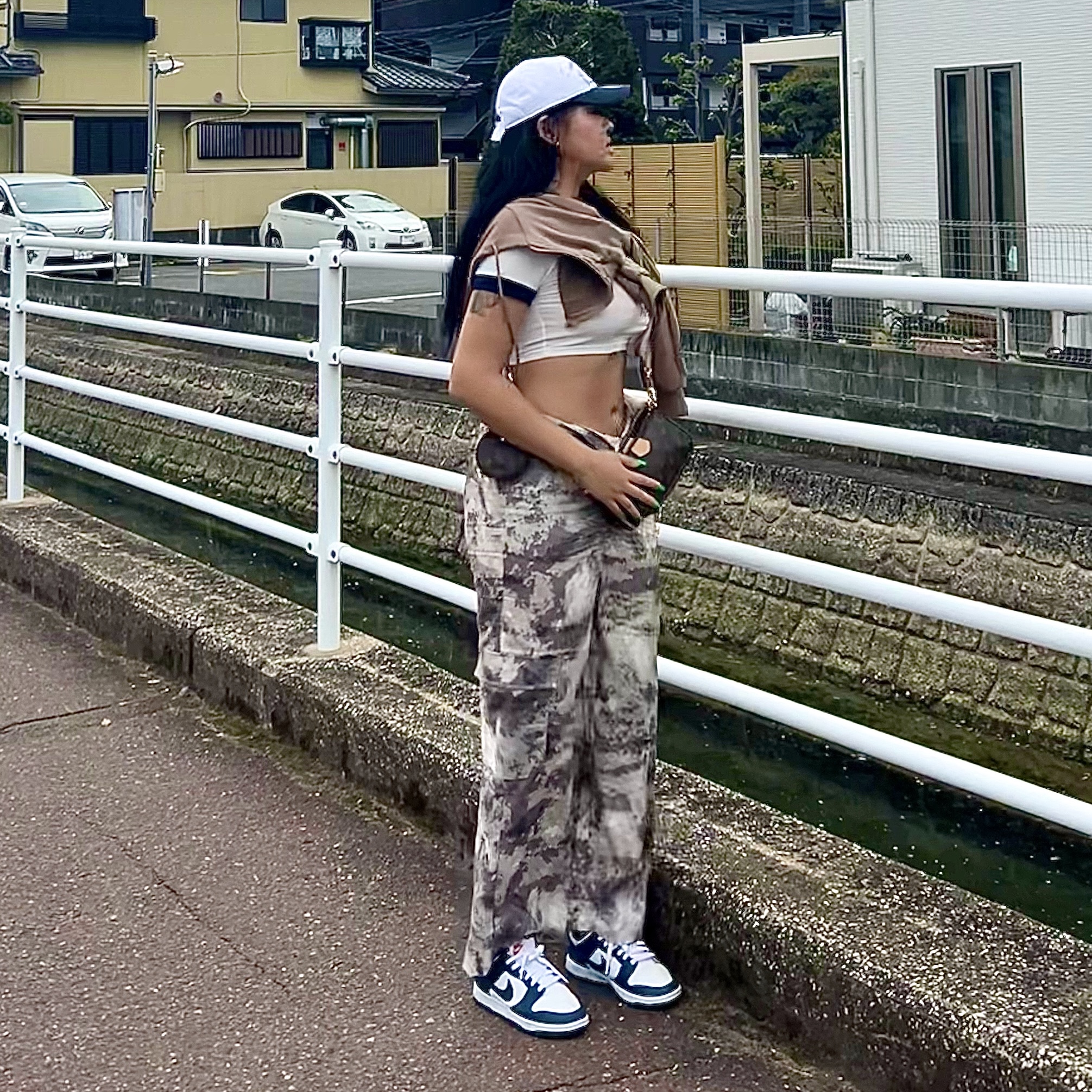Thisisneverthat x New Era x MLB New York Yankees Unstructured 2-Tone Ball Cap White, Nike Dunk Low Retro Valerian Blue 착용 스타일