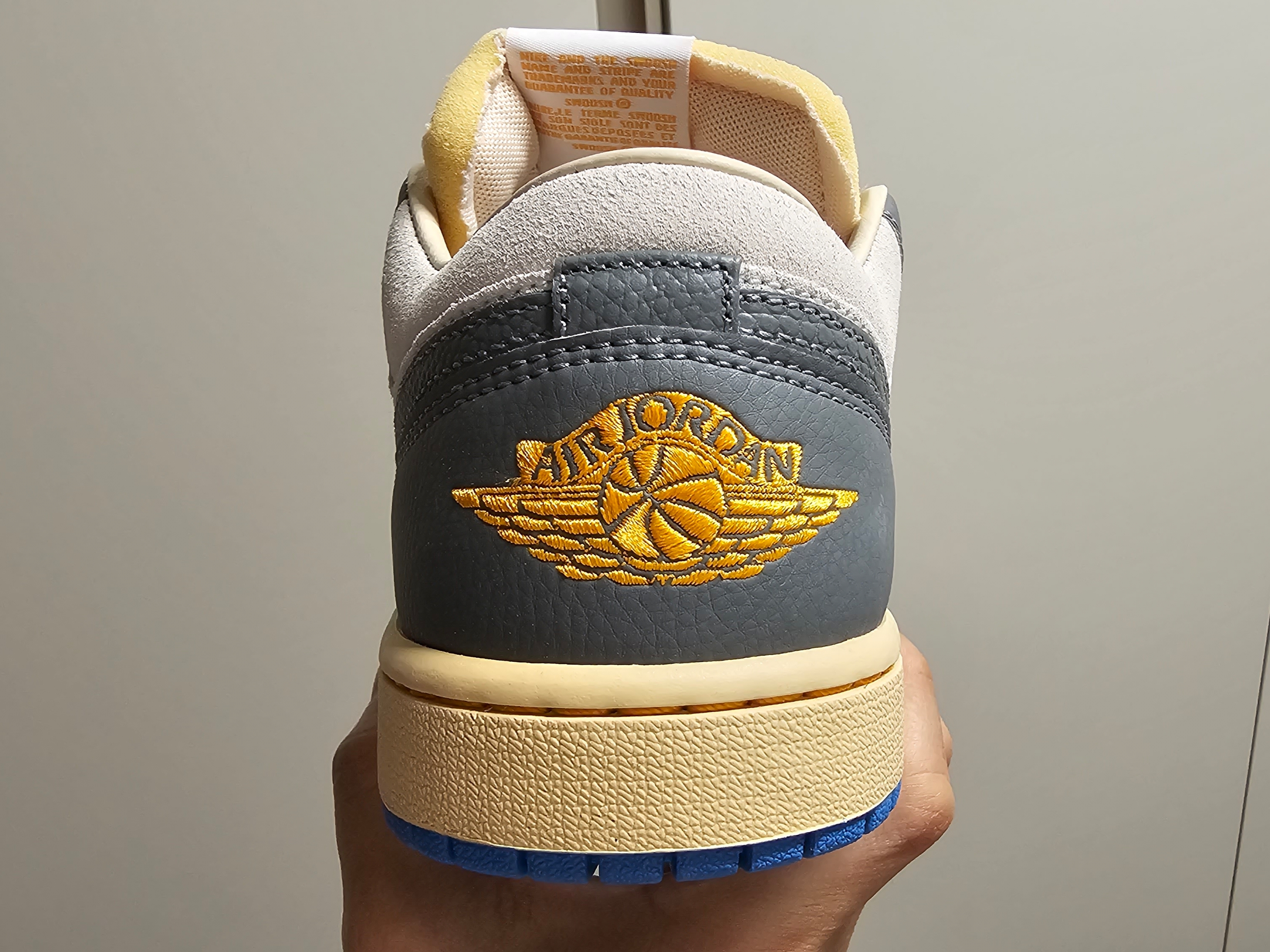 Jordan 1 Low SE Tokyo 96 착용 스타일