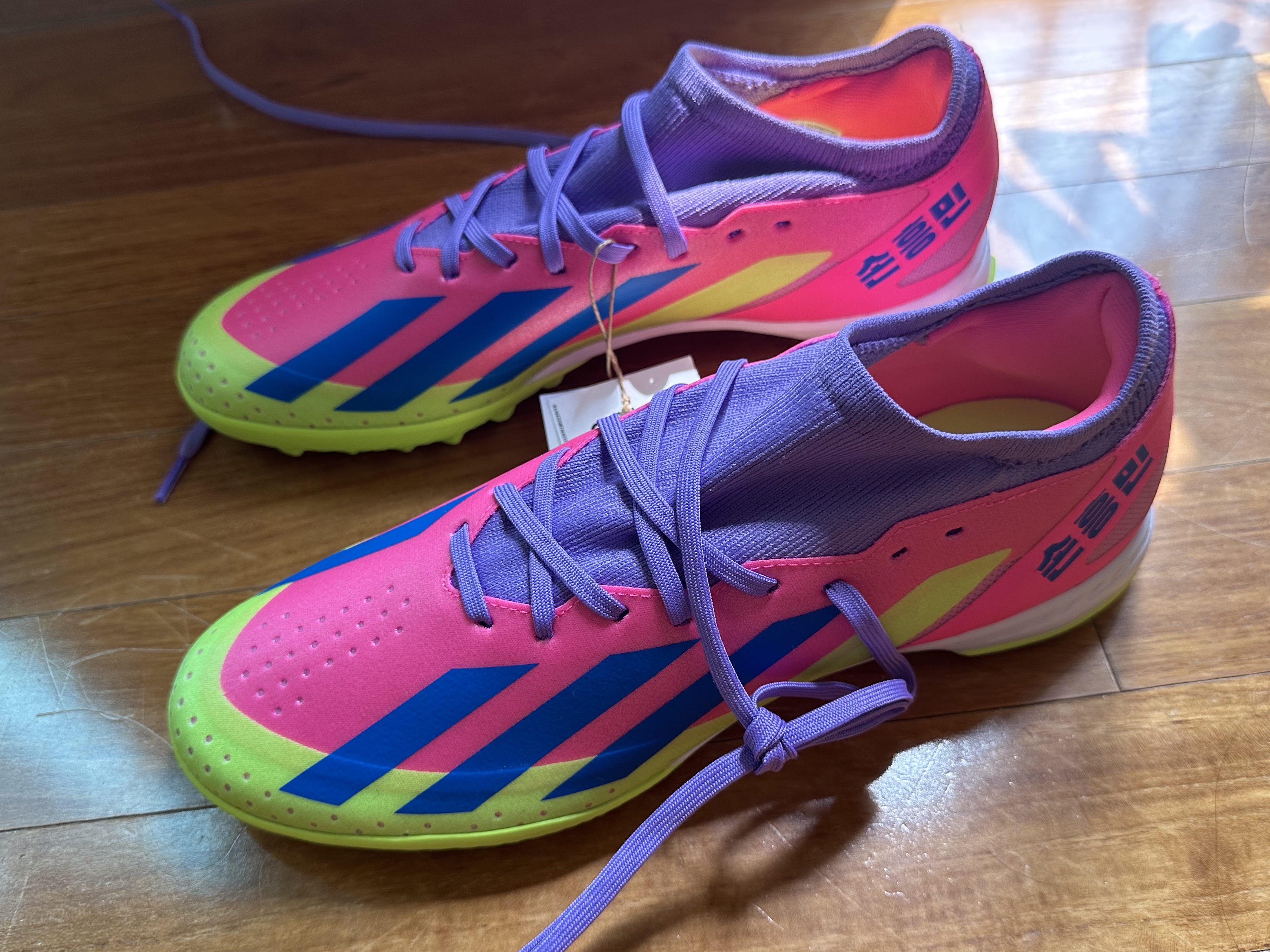 Adidas X Crazyfast HMS.3 TF J Lucid Lemon Lucid Pink 착용 스타일 - 5