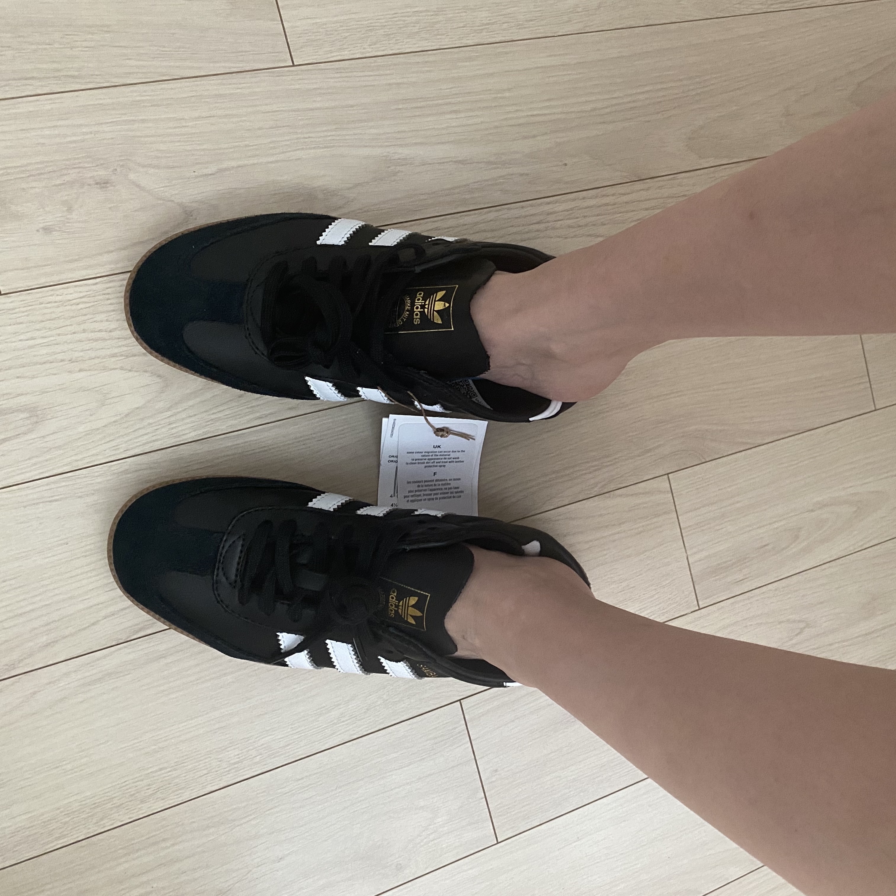 Adidas Samba Decon Core Black 착용 스타일 - 2