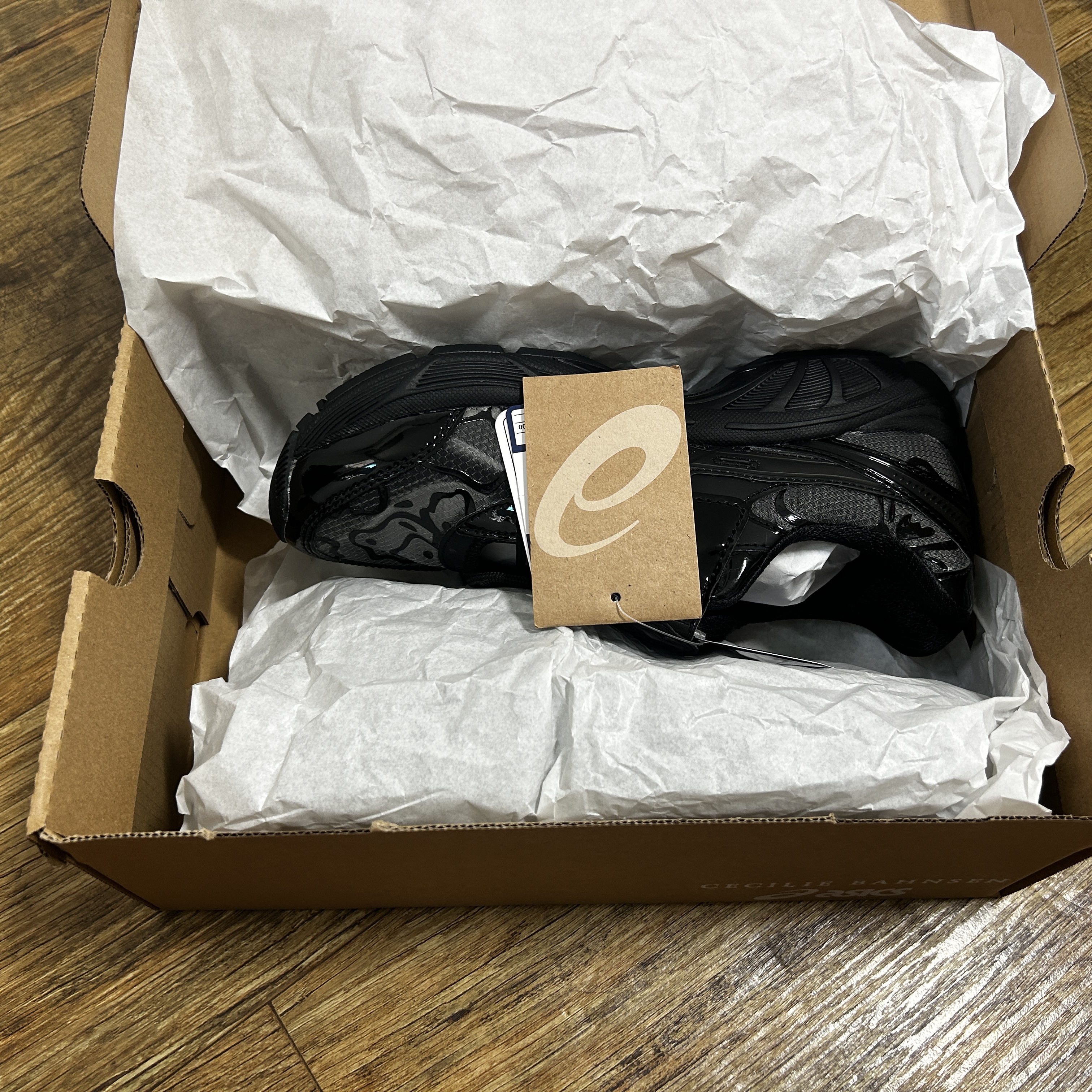 Asics x Cecilie Bahnsen GT-2160 Black 착용 스타일 - 2