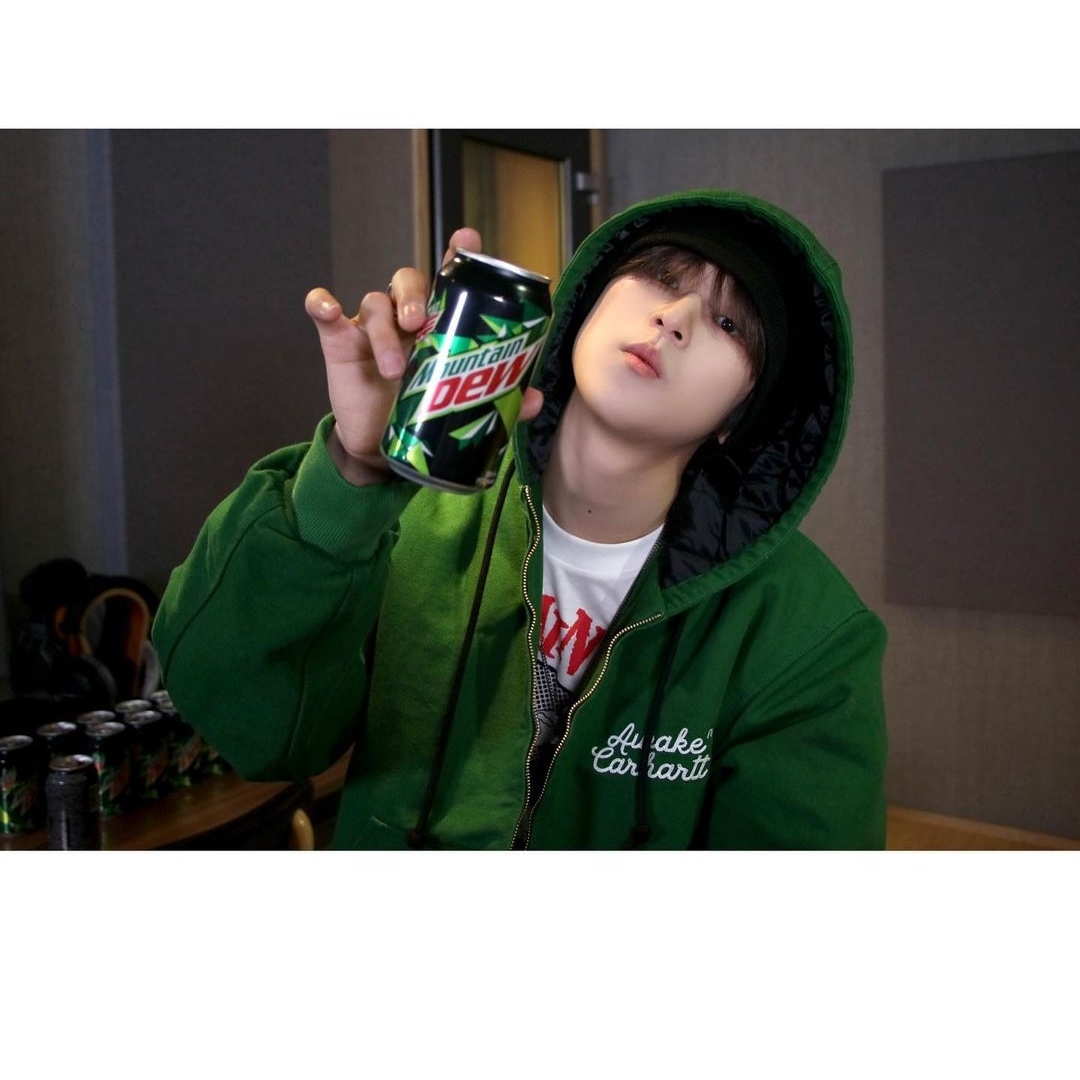 Carhartt WIP x Awake NY OG Active Jacket Green 착용 스타일 - 2