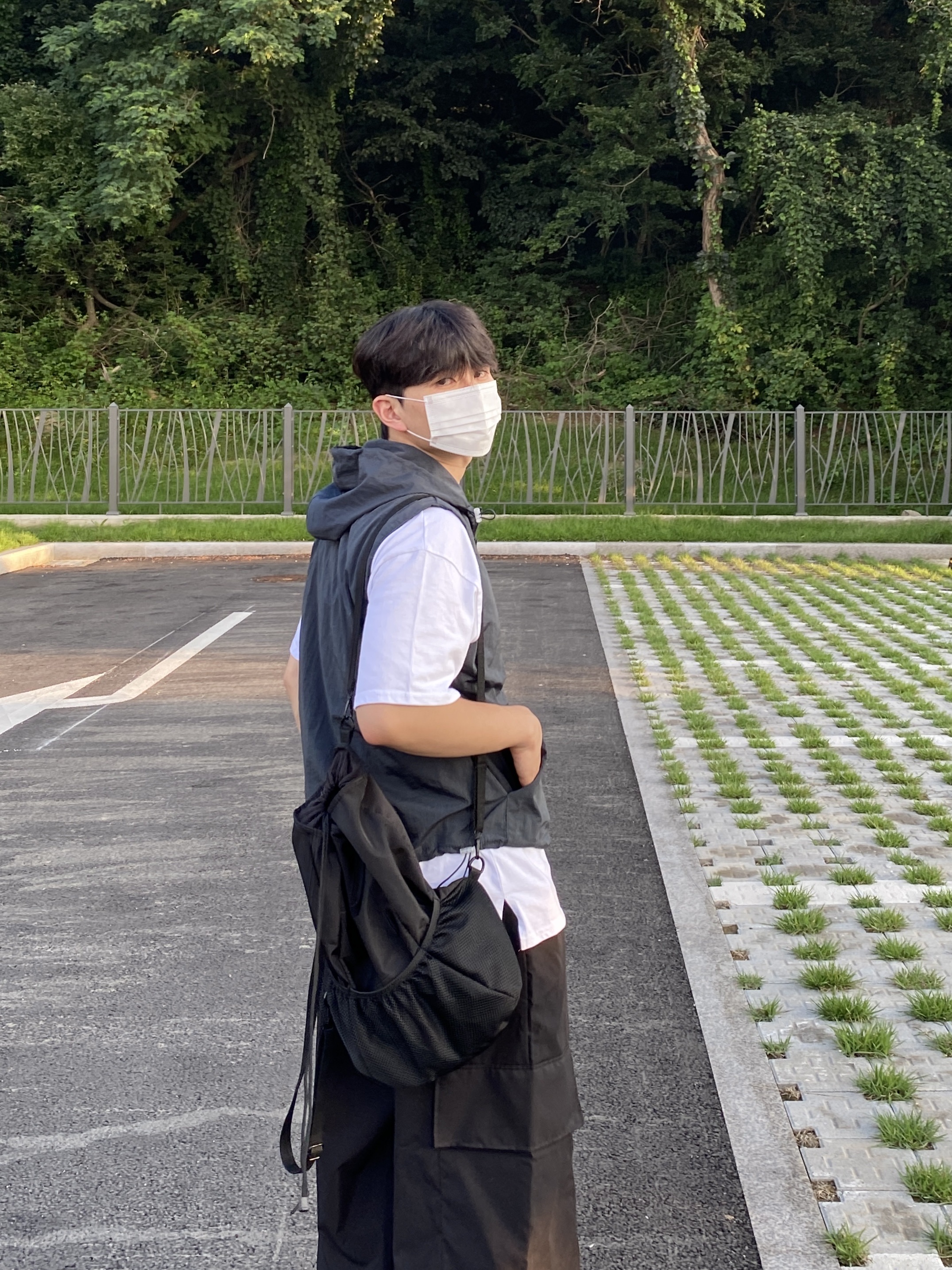 Maison Mihara Yasuhiro Blakey OG Sole Leather Low-top Sneakers Black, Sony WH-1000XM4 Platinum Silver (Korean Ver.) 착용 스타일 - 4