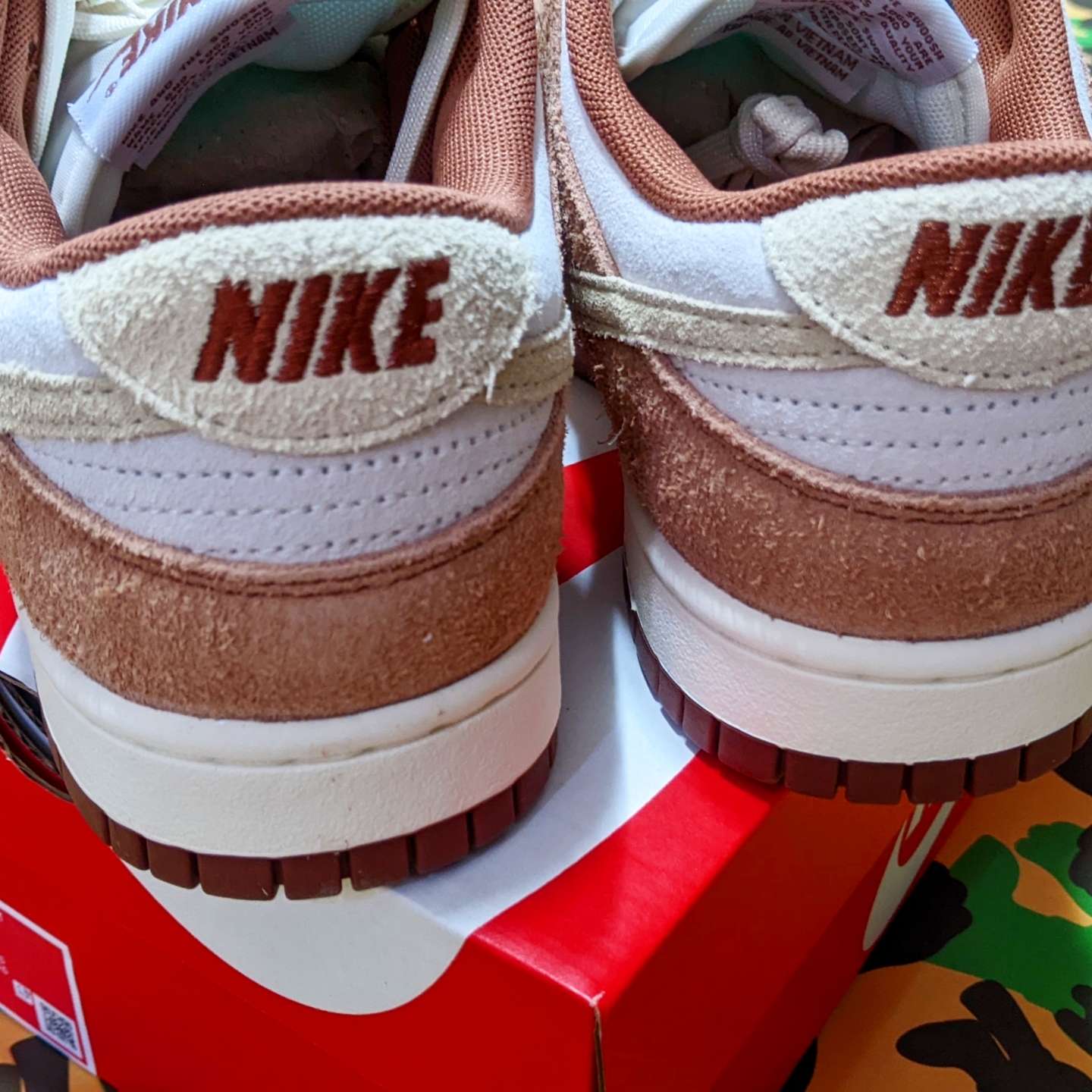 Nike Dunk Low Pro Premium Medium Curry 착용 스타일 - 3