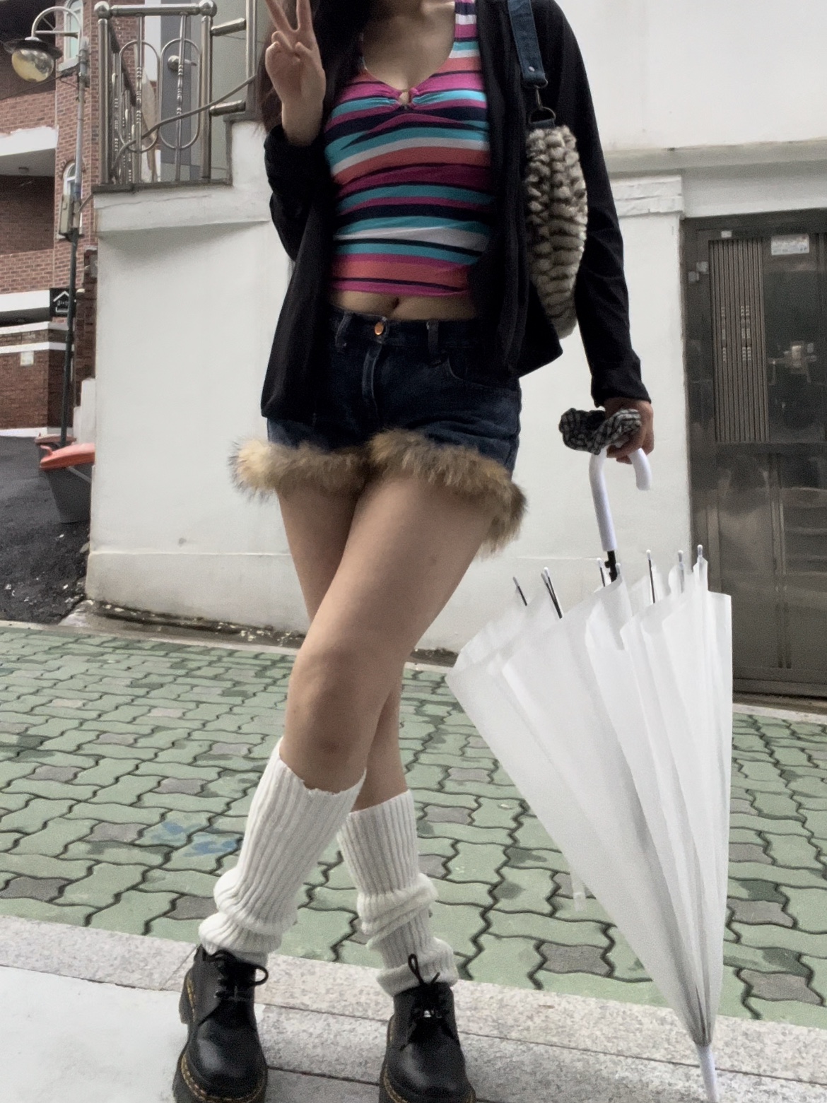 Dr. Martens 1461 Bex Black 착용 스타일 - 2