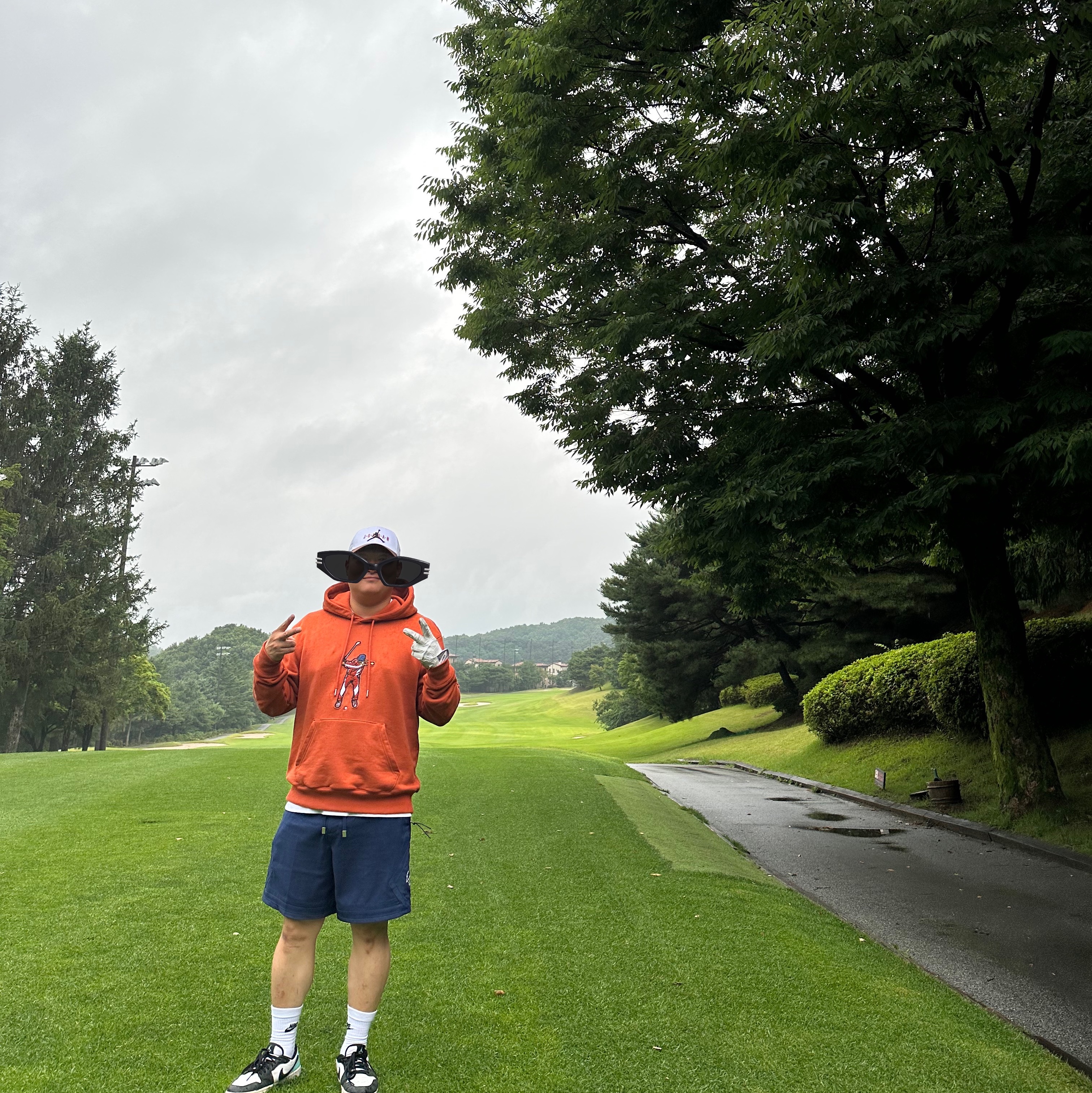 Jordan x Eastside Golf Fleece Hoodie Burnt Sunrise - Asia, Jordan x Eastside Golf Shorts Midnight Navy - Asia 착용 스타일