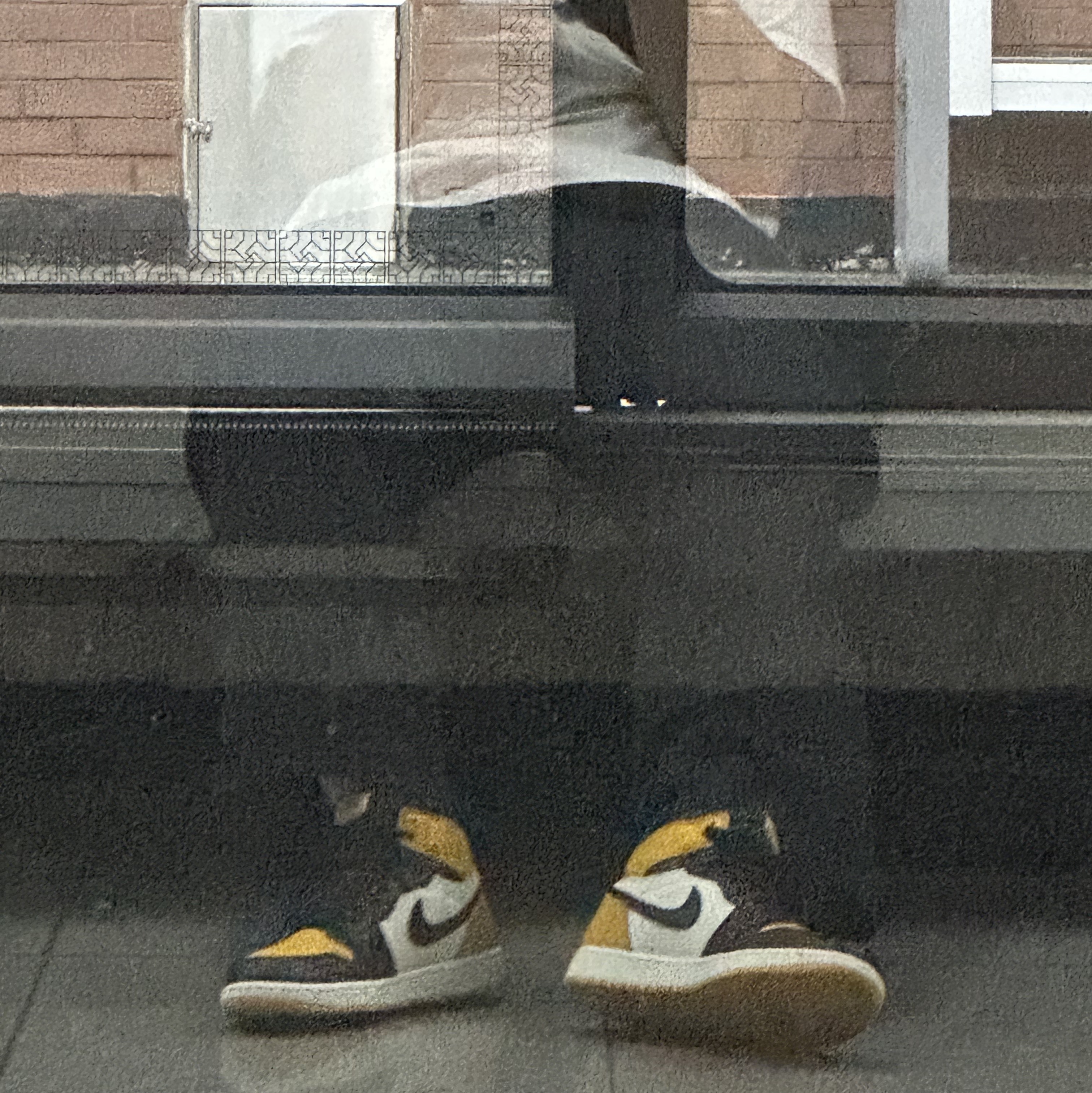 Jordan 1 Retro High OG Taxi 착용 스타일