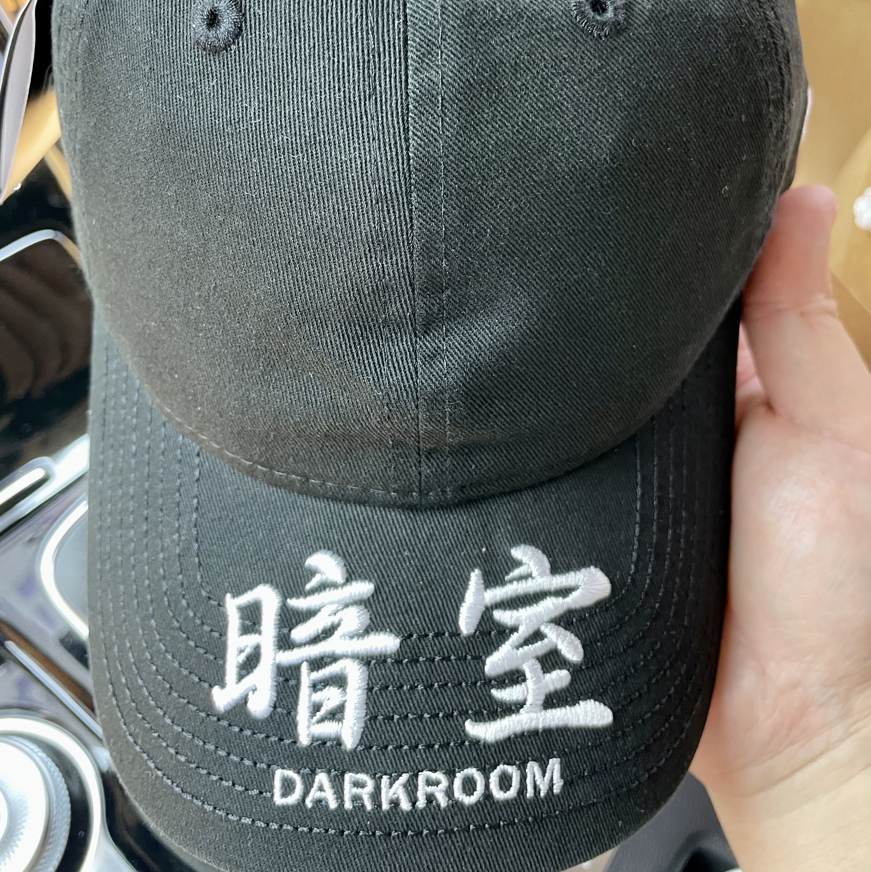 Darkr8m Studio x New Era Unstructured Ball Cap Black 착용 스타일
