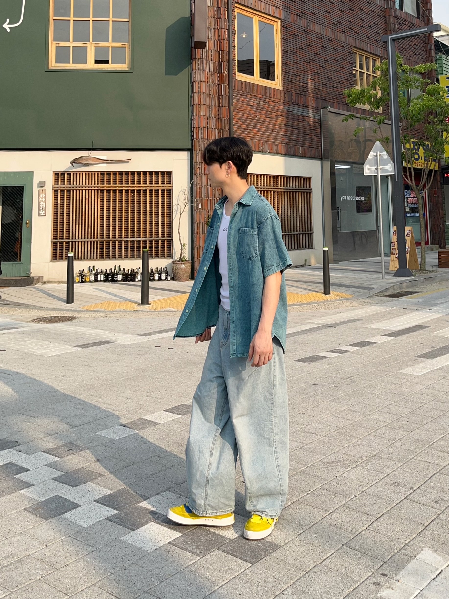 Adidas Adimatic Bright Yellow Blue 착용 스타일 - 2
