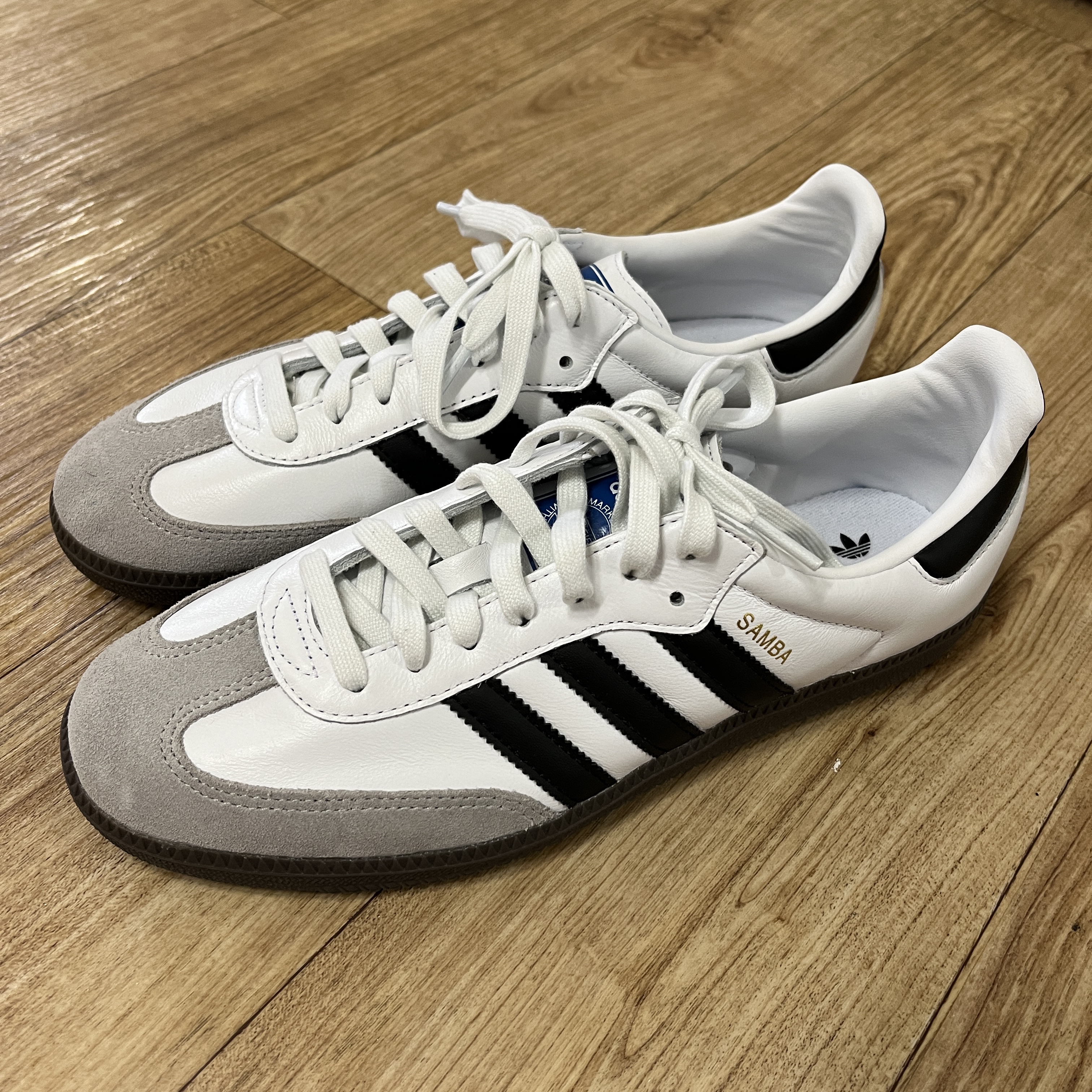 Adidas Samba OG Cloud White 착용 스타일 - 1