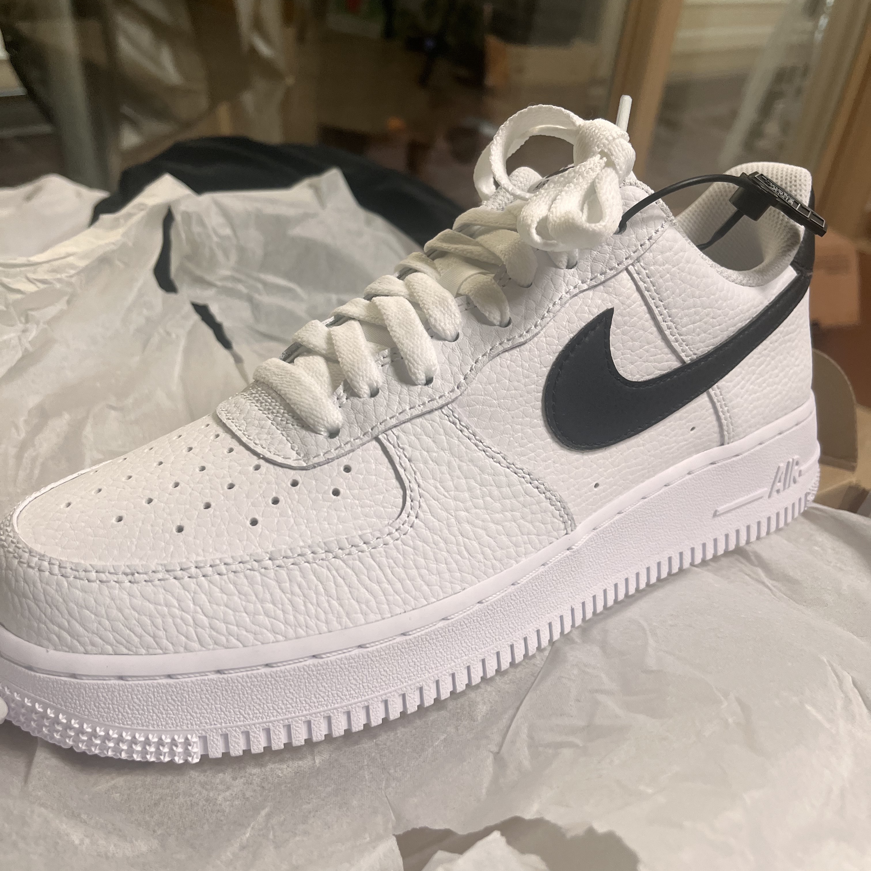 Nike Air Force 1 '07 White Black 착용 스타일 - 3