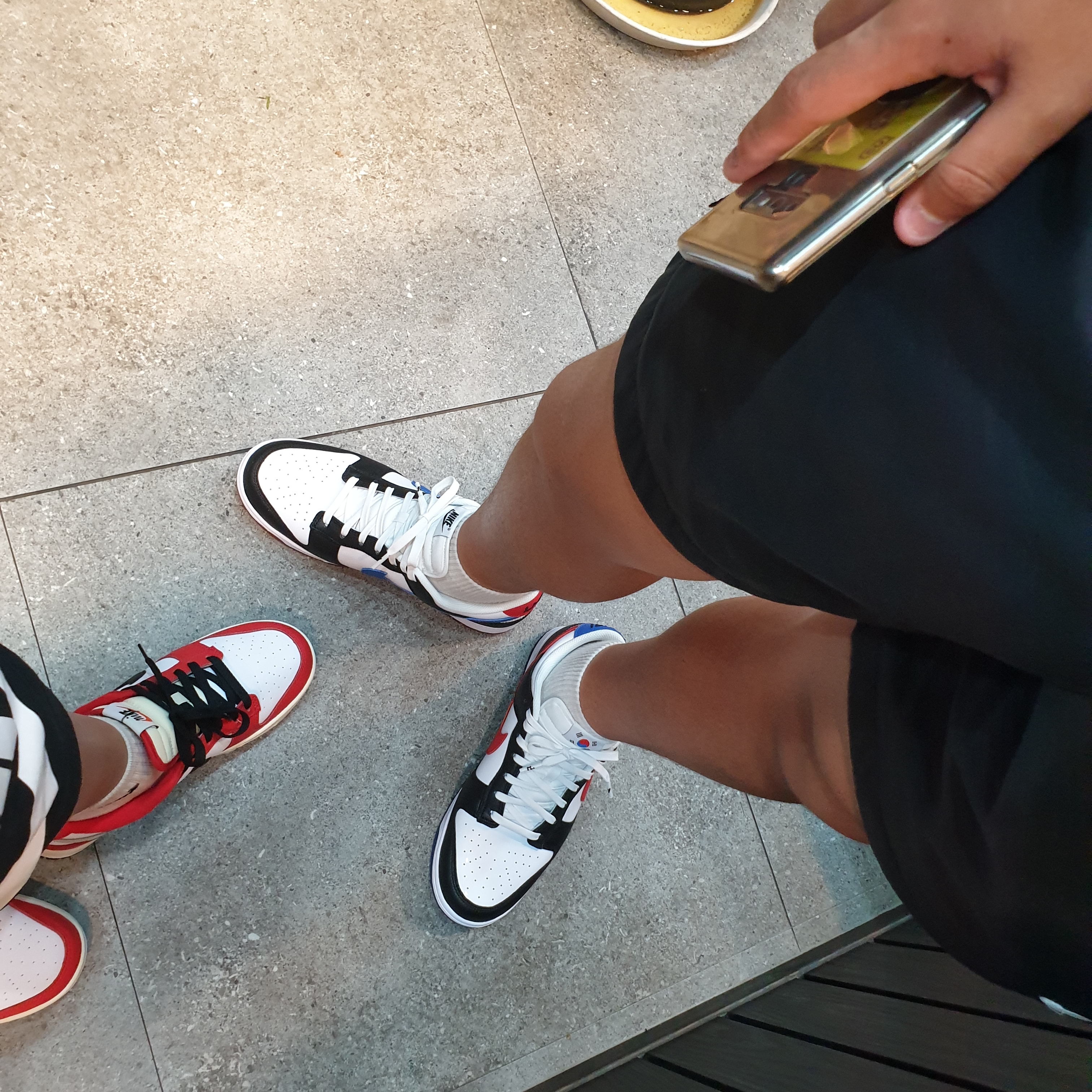 Nike Dunk Low Retro PRM University Red Black, Nike Dunk Low SE Seoul 착용 스타일