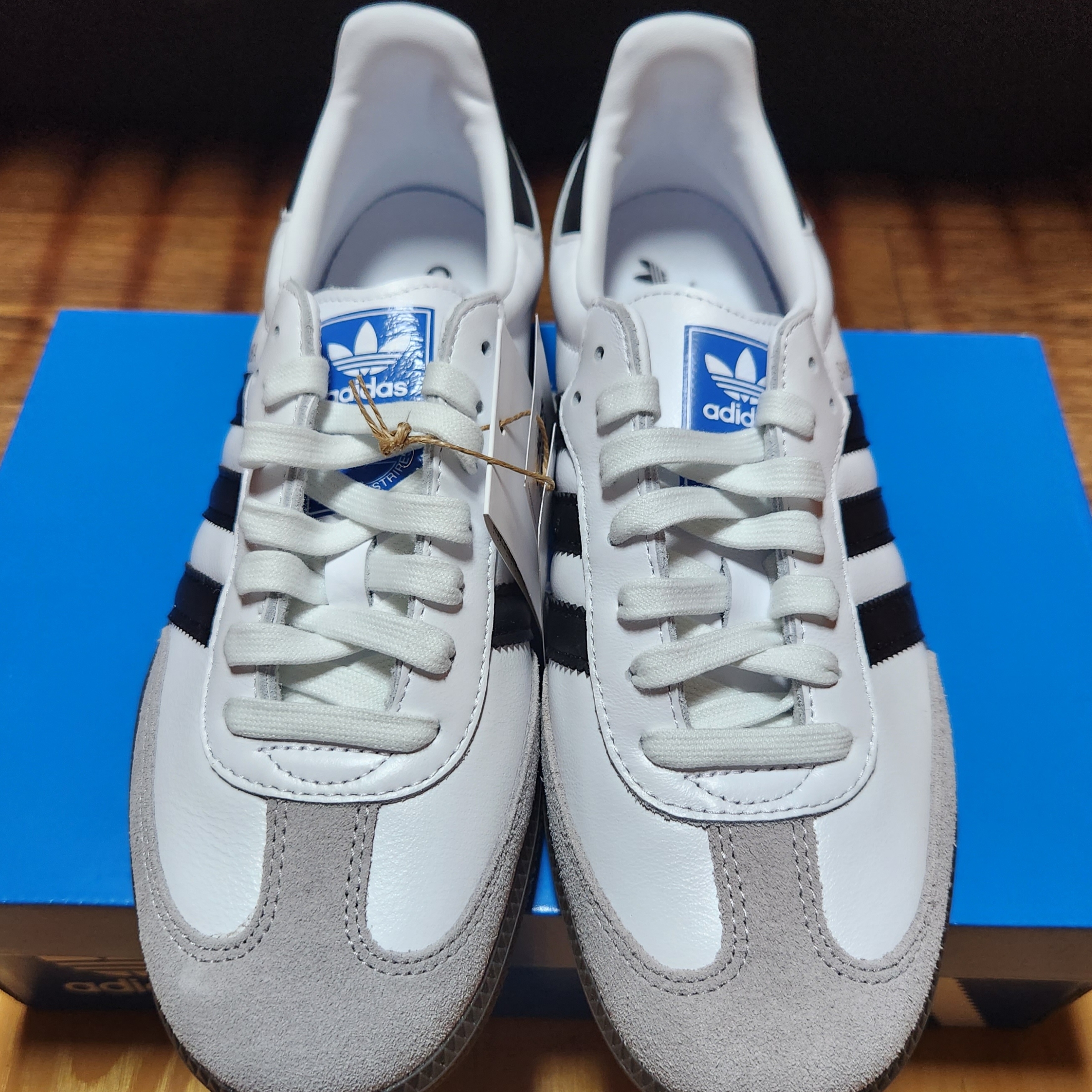 Adidas Samba OG Cloud White 착용 스타일 - 1