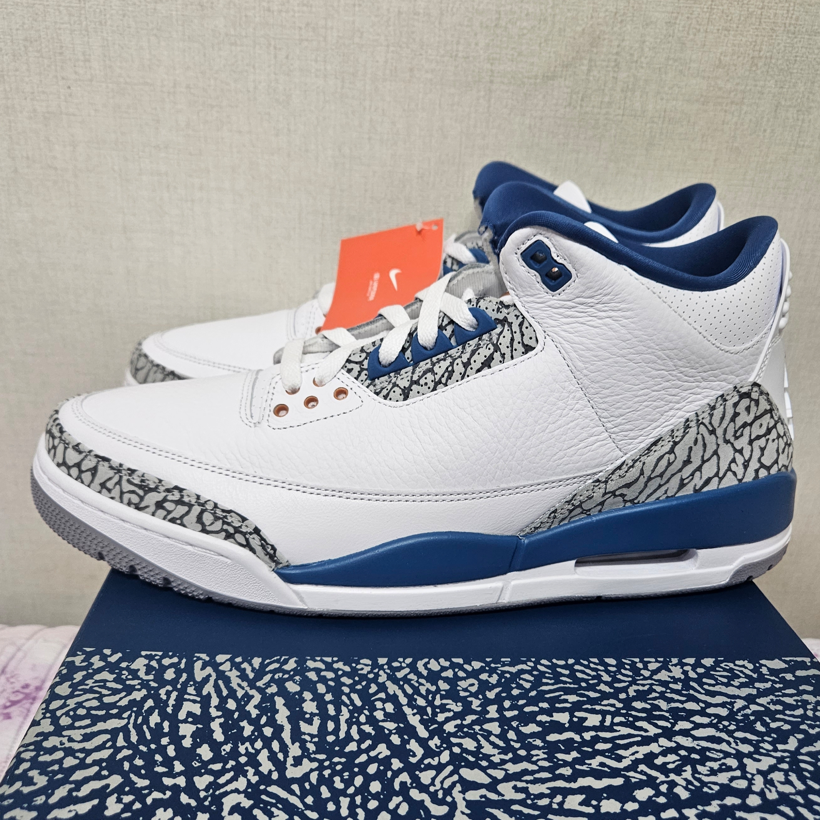 Jordan 3 Retro True Blue and Copper 착용 스타일