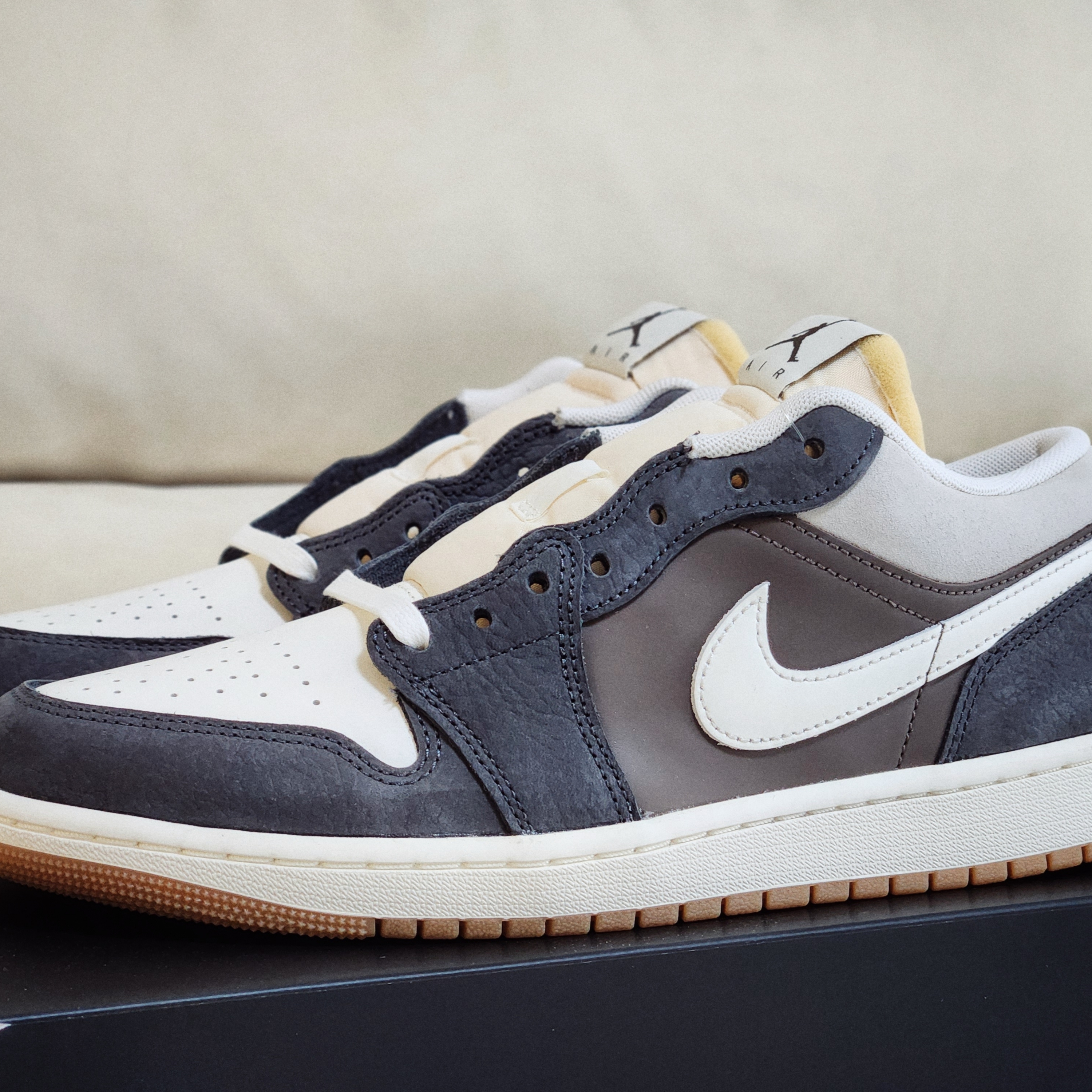 Jordan 1 Low Kkachi 착용 스타일 - 1