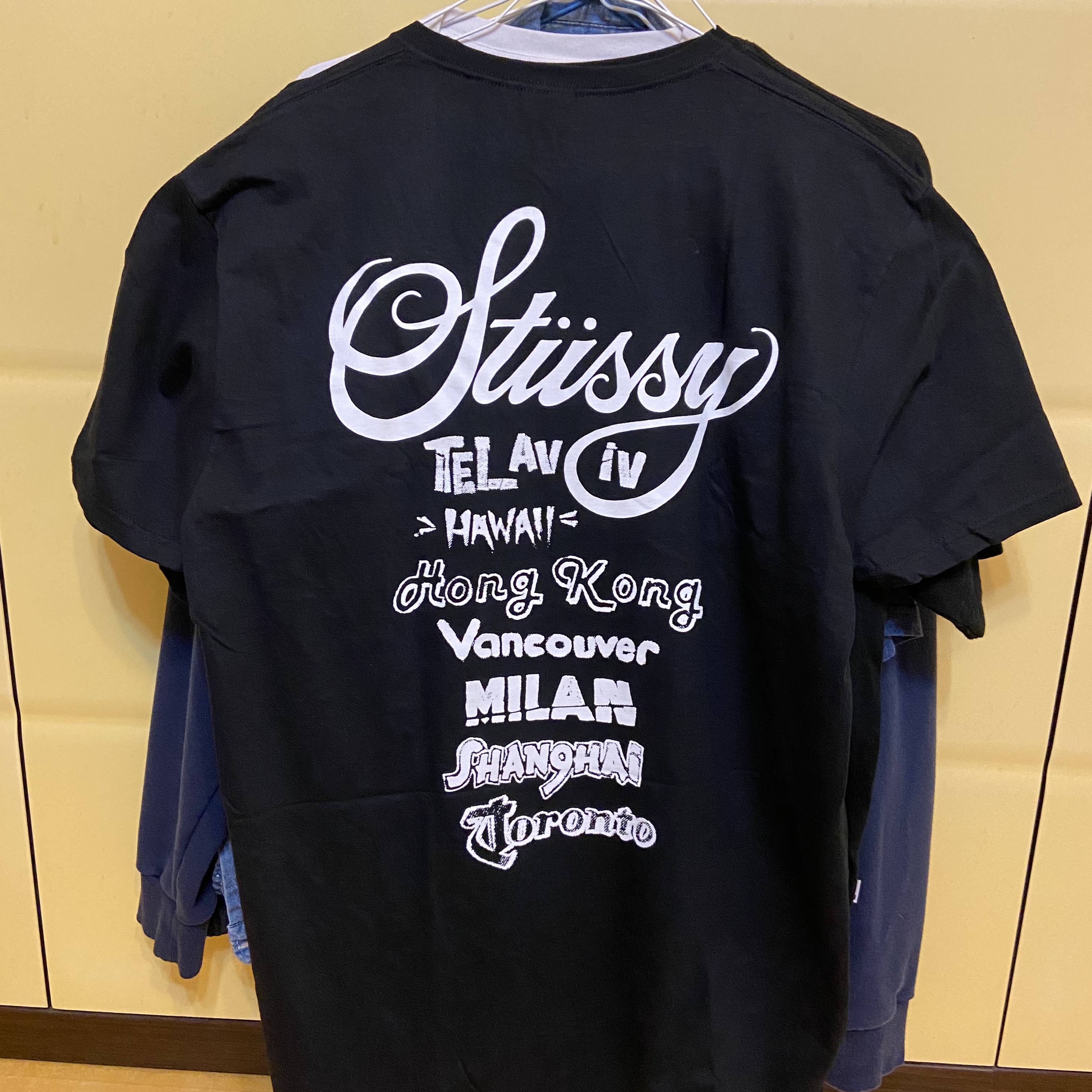 Stussy Tour T-Shirt Black 착용 스타일 - 2