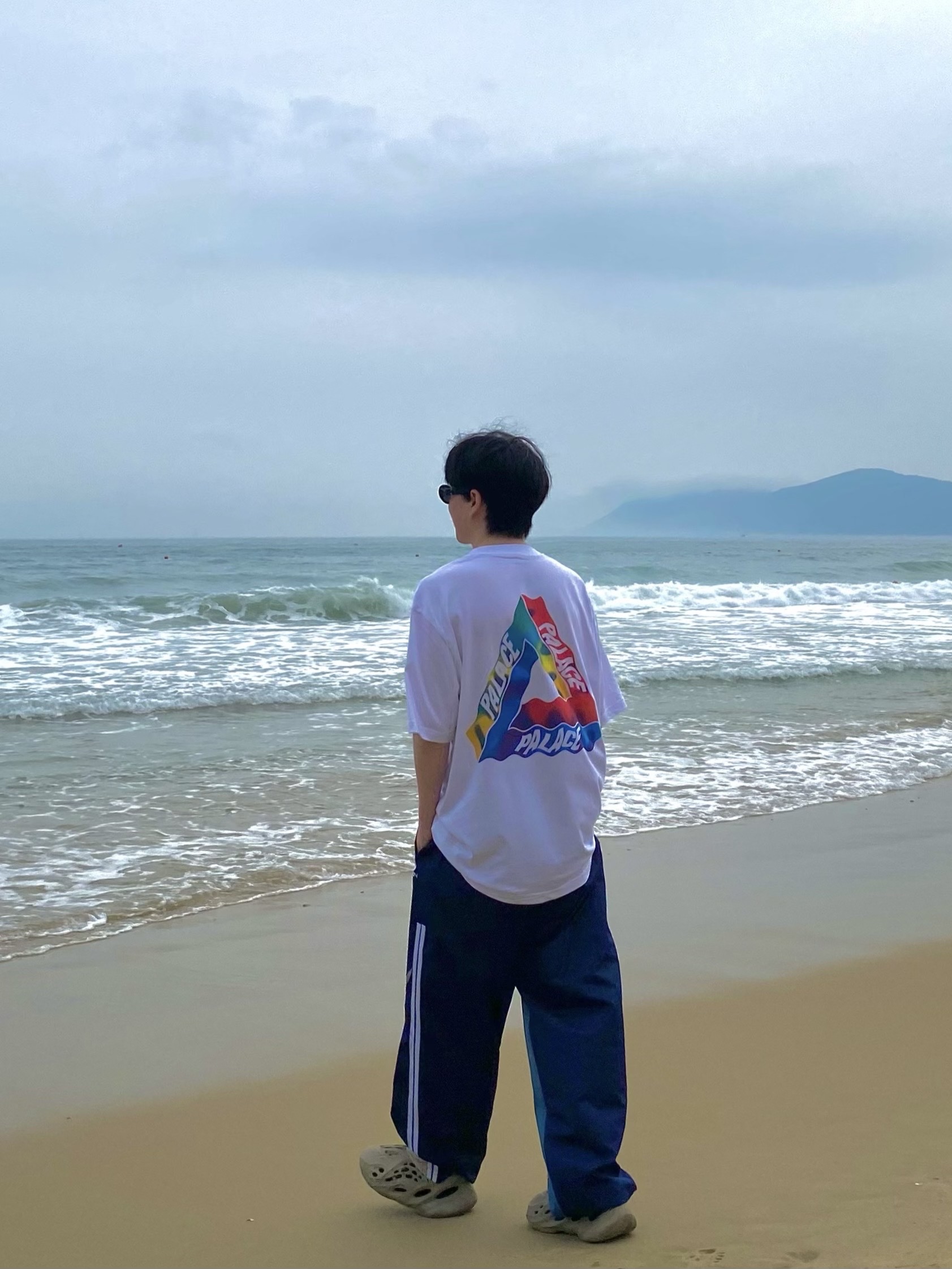[KREAM 단독] Civision by CSC Hybrid Track Pants Navy, Gentle Monster x Maison Margiela MM005 Black Black 착용 스타일