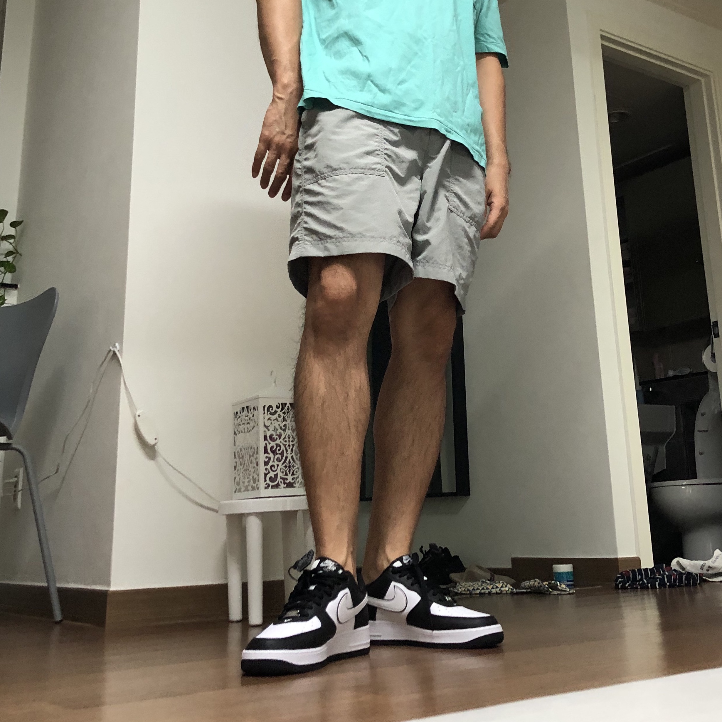 Nike Air Force 1 '07 Black White 착용 스타일