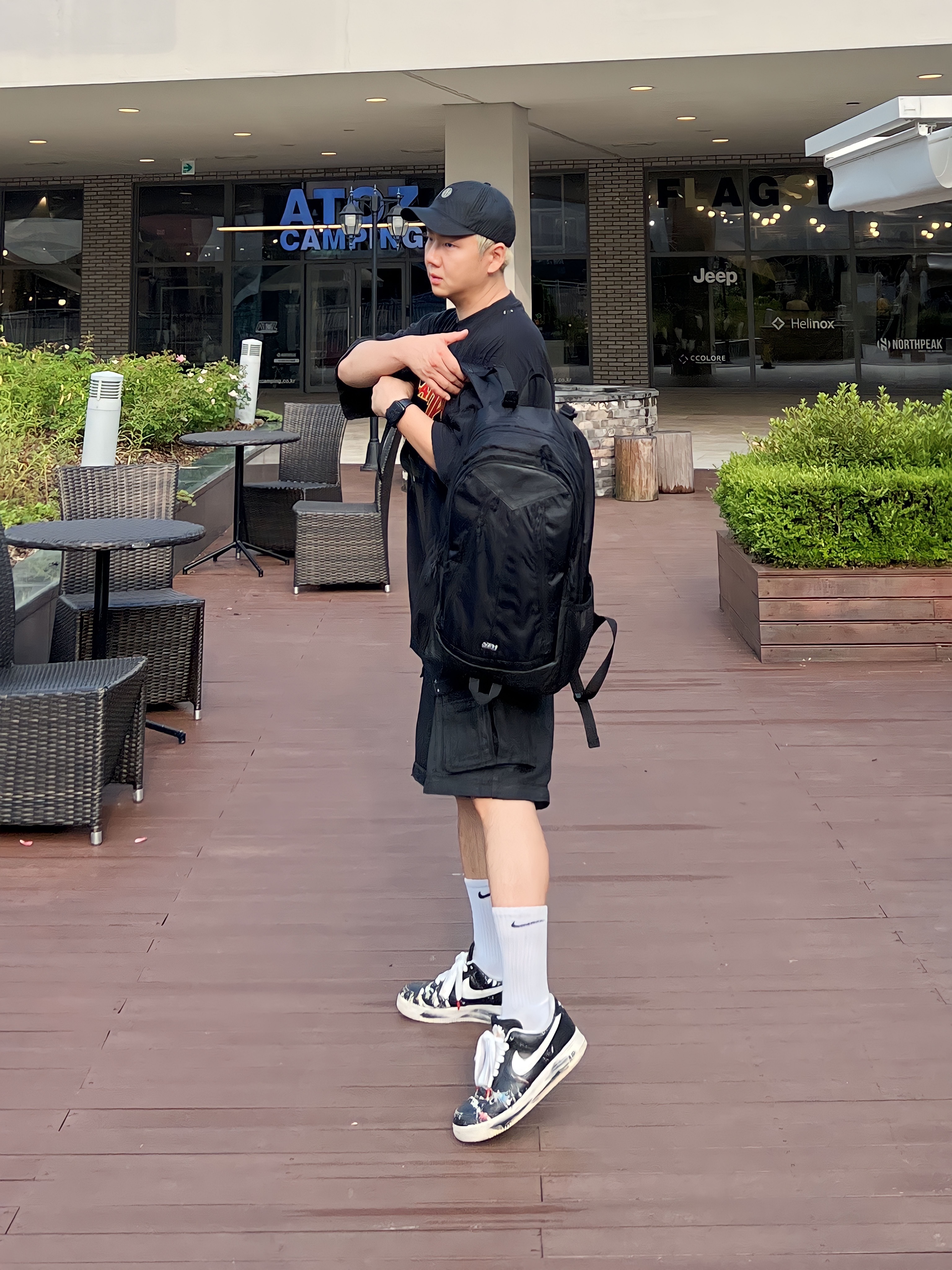 Nike x Peaceminusone Air Force 1 Low Para-Noise, Supreme x Stone Island Painted Camo Nylon 6-Panel Black - 20FW 착용 스타일 - 2