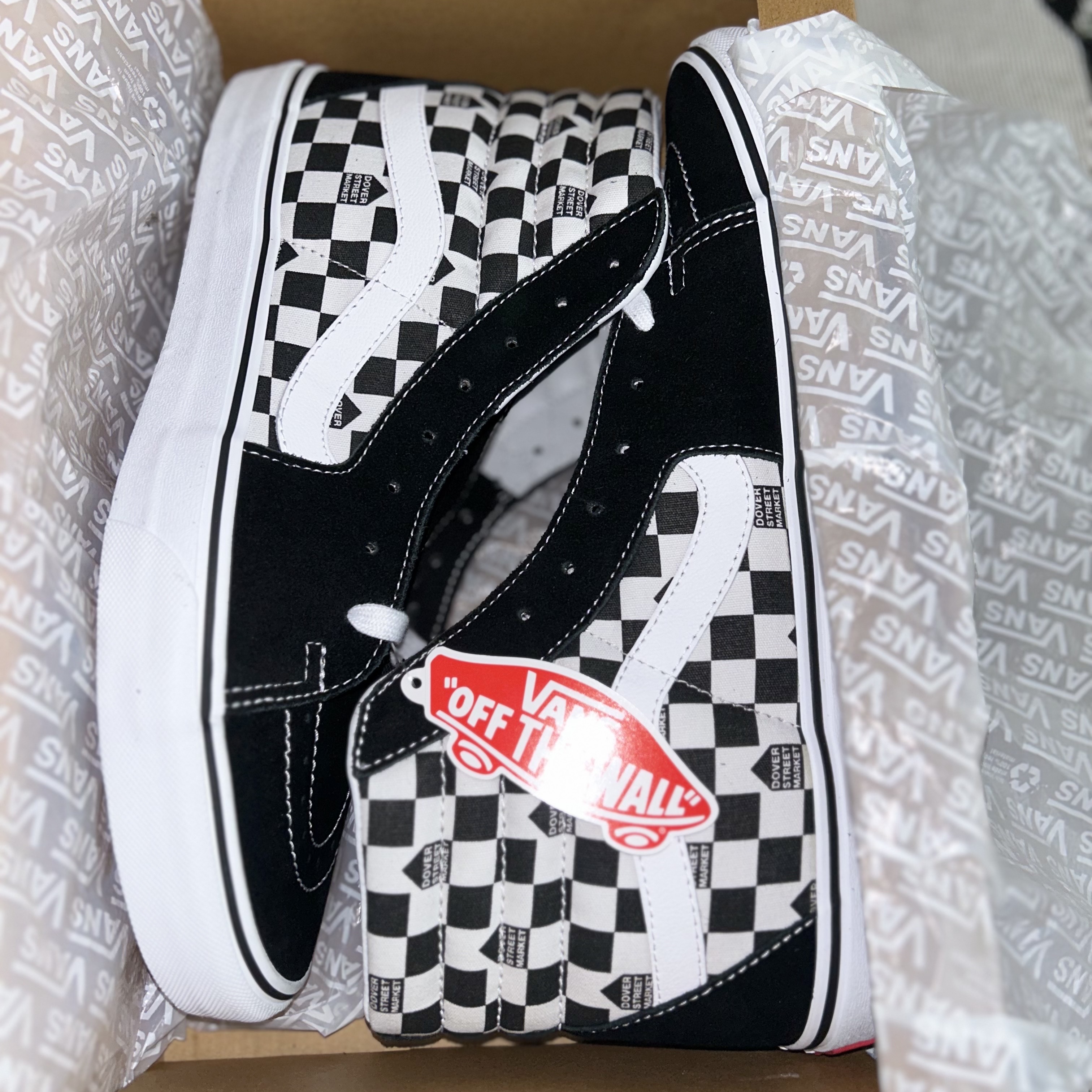 Vans x DSM Sk8-Hi DSM Check 착용 스타일 - 2