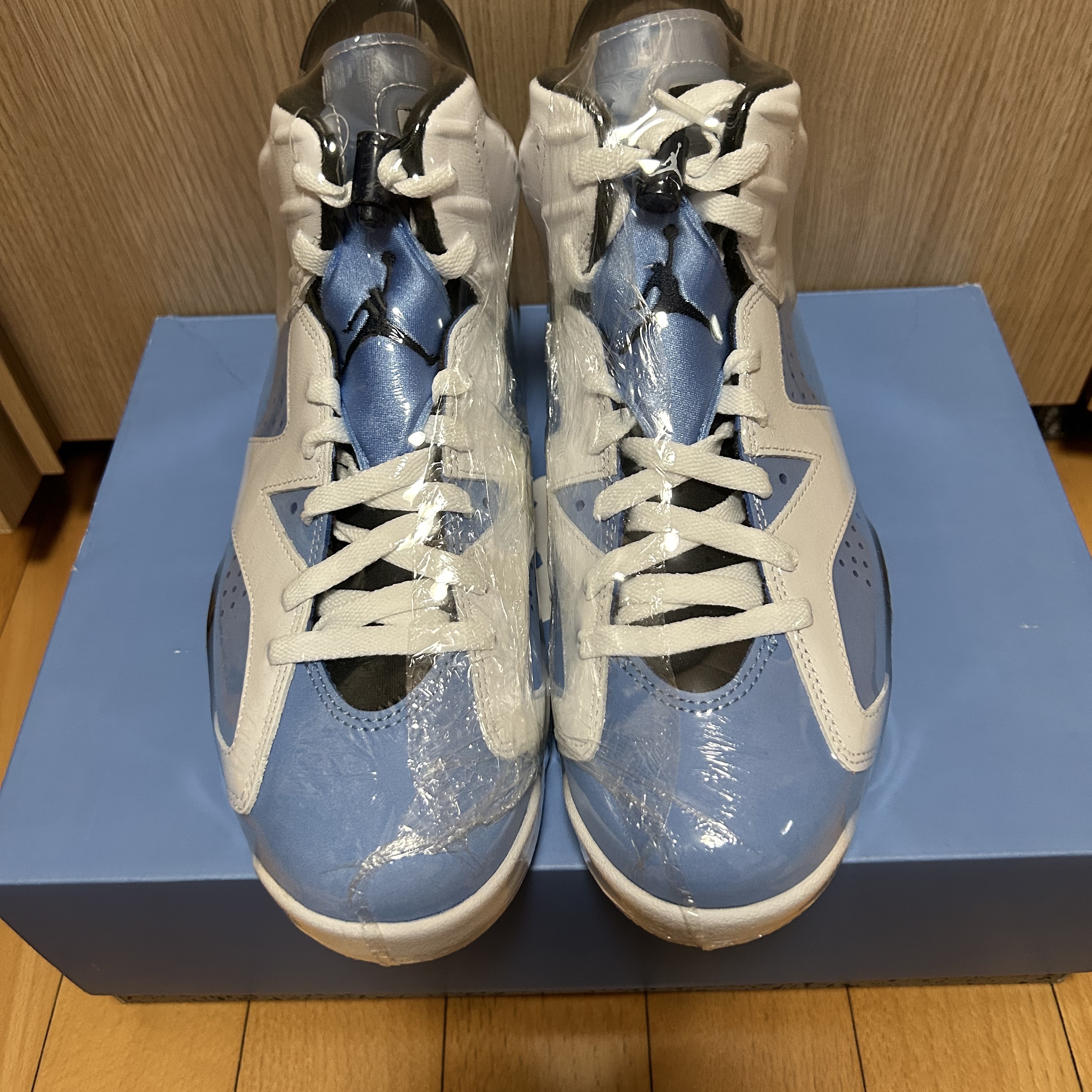 Jordan 6 Retro University Blue 착용 스타일