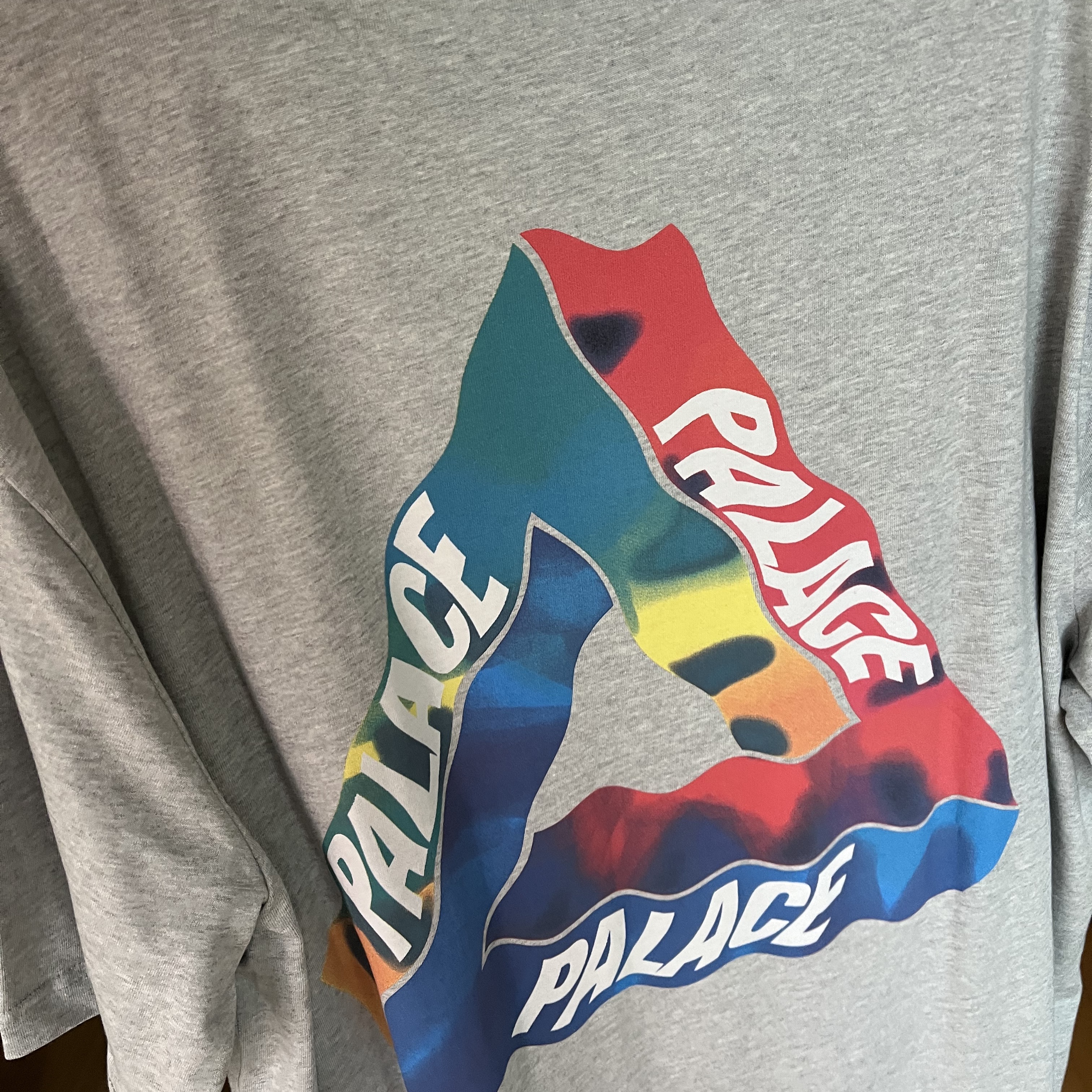 Palace Tri-Visions T-Shirt Grey Marl - 22SS 착용 스타일