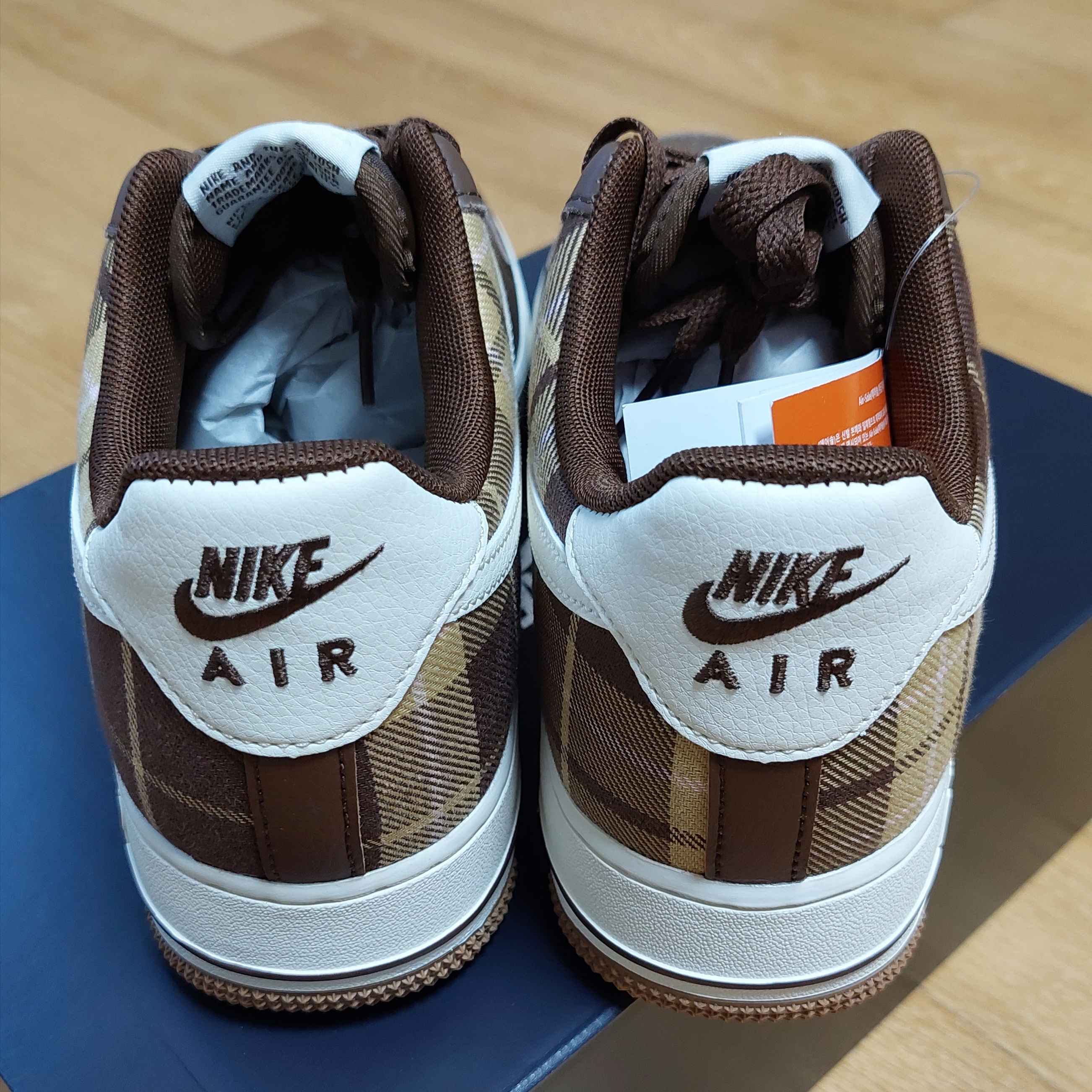 Nike Air Force 1 '07 LX Cacao Wow 착용 스타일 - 4