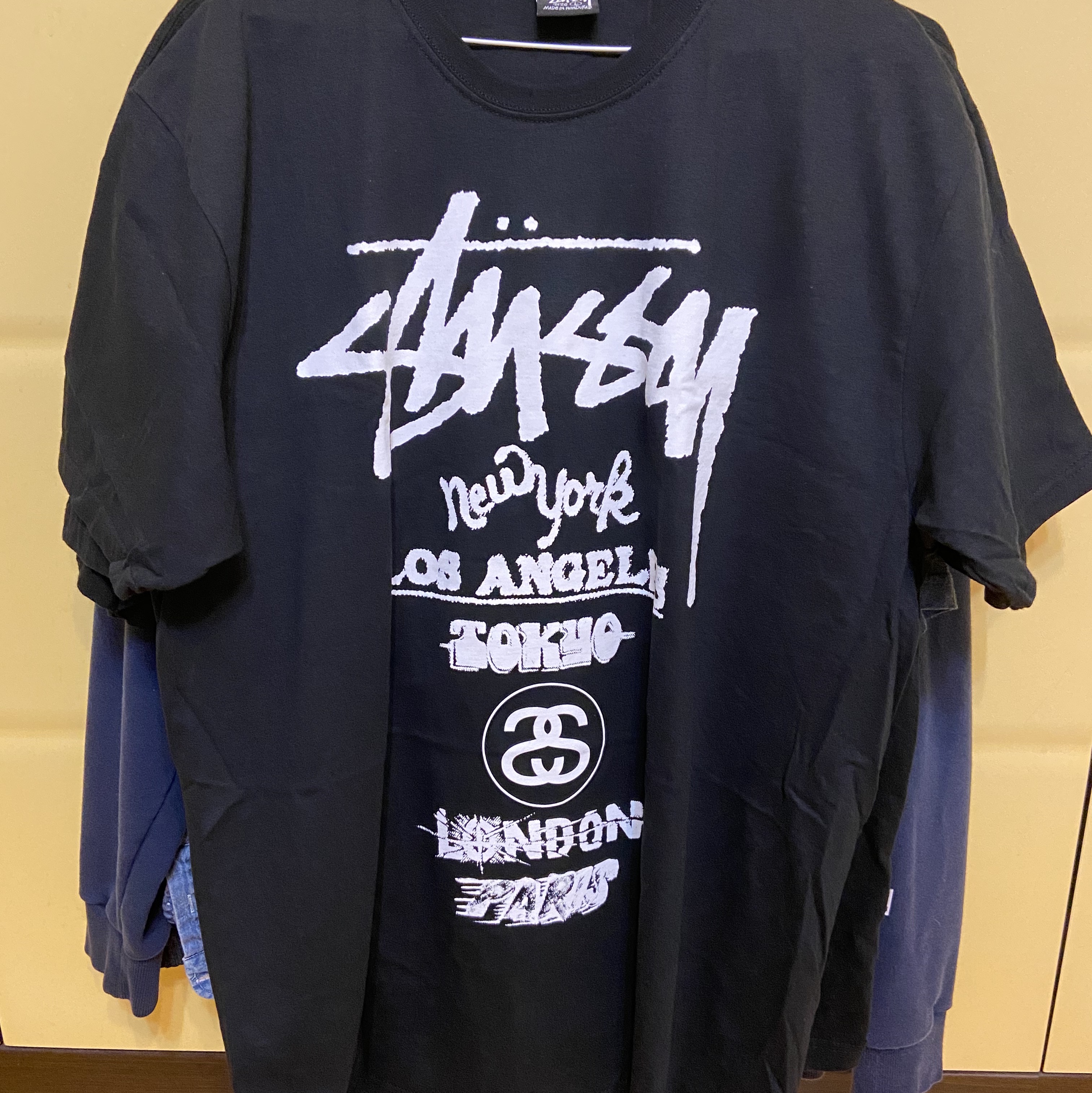 Stussy Tour T-Shirt Black 착용 스타일 - 1