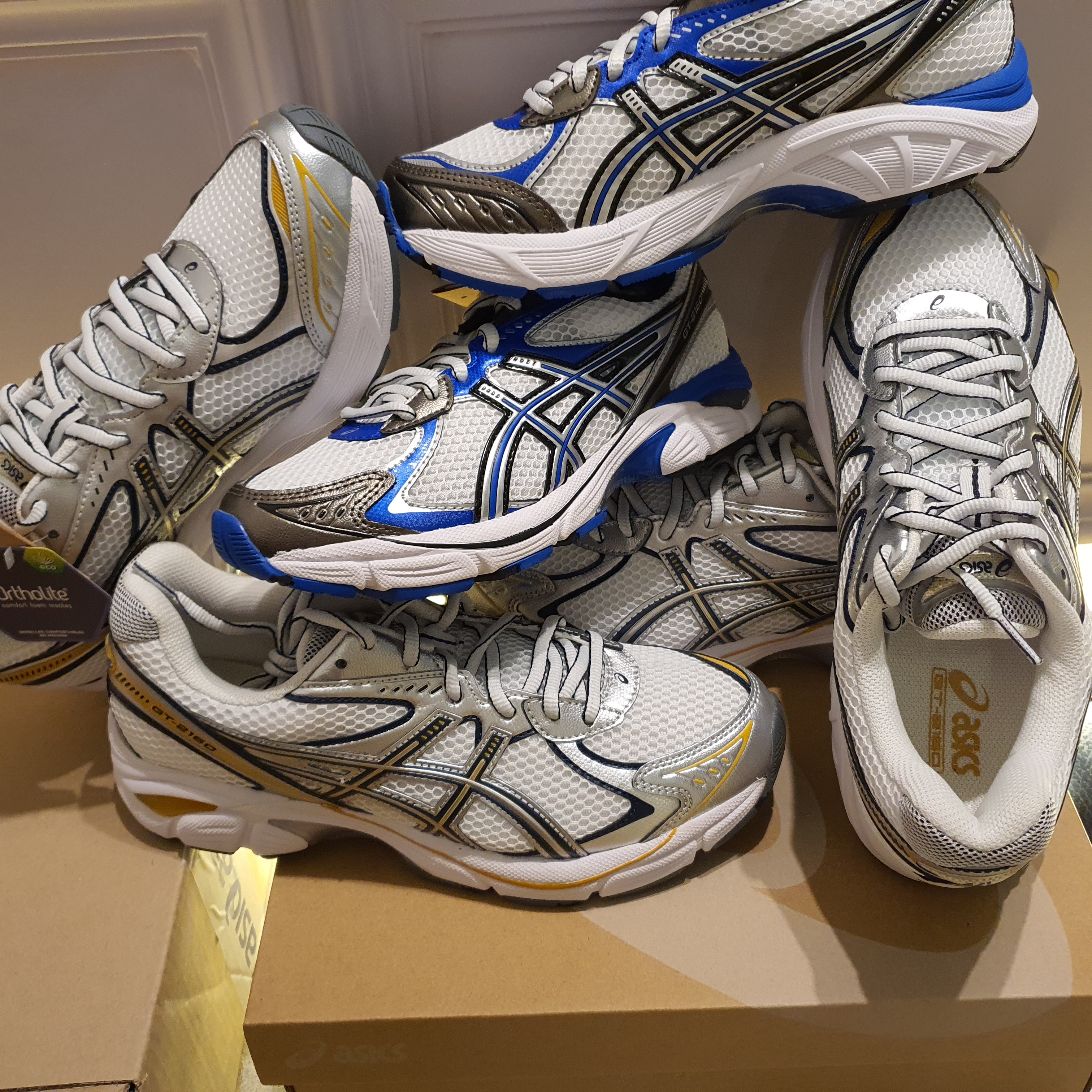Asics GT-2160 White Illusion Blue, Asics GT-2160 White Pure Silver 착용 스타일 - 1