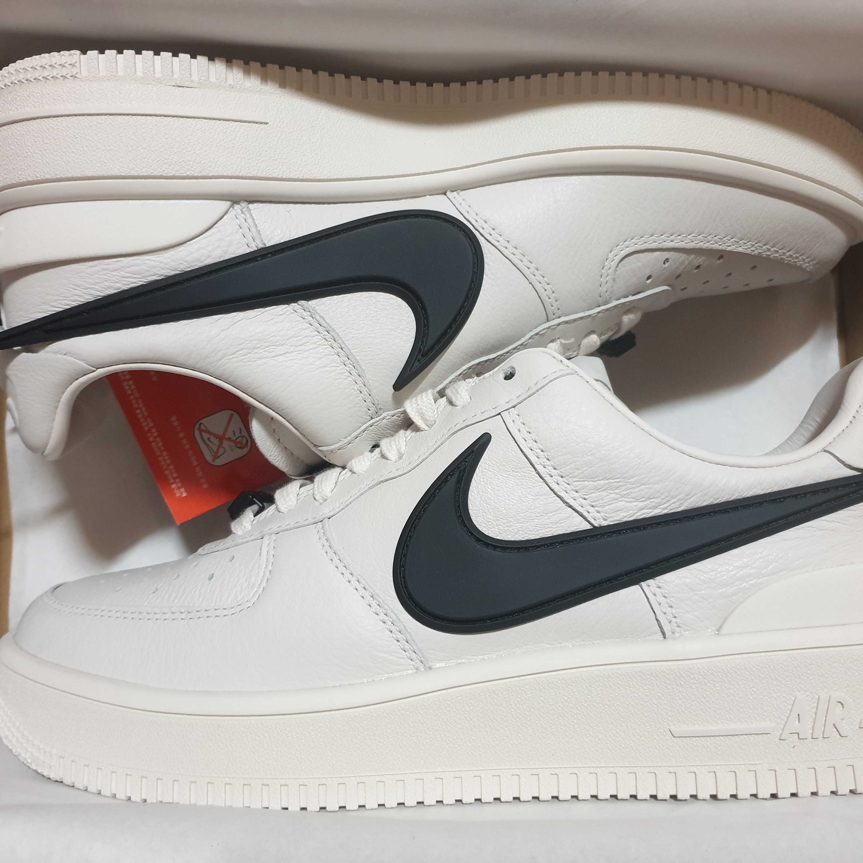 Nike x Ambush Air Force 1 Low SP Phantom 착용 스타일