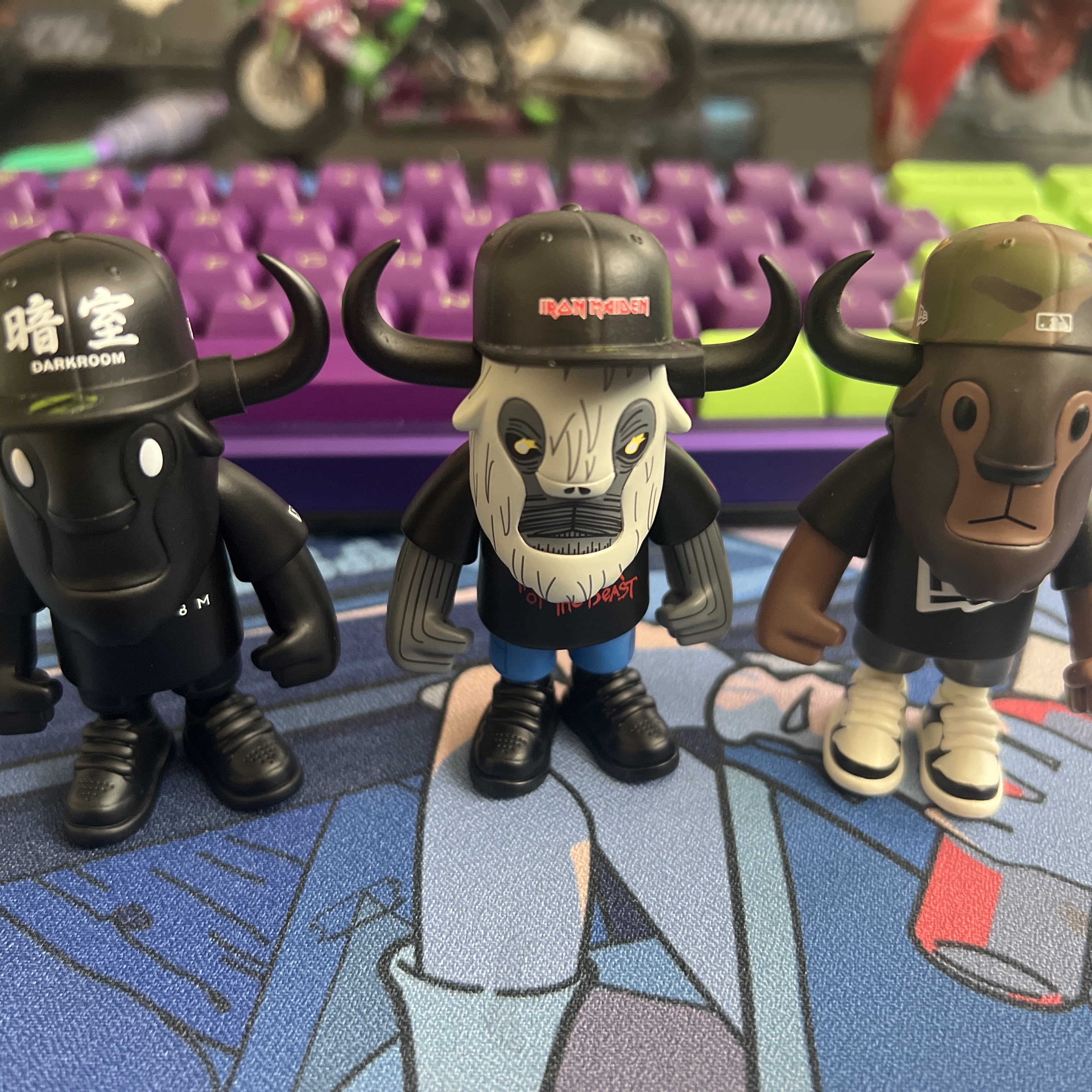 Darkr8m Studio x New Era FFALO Figure Black 착용 스타일 - 4