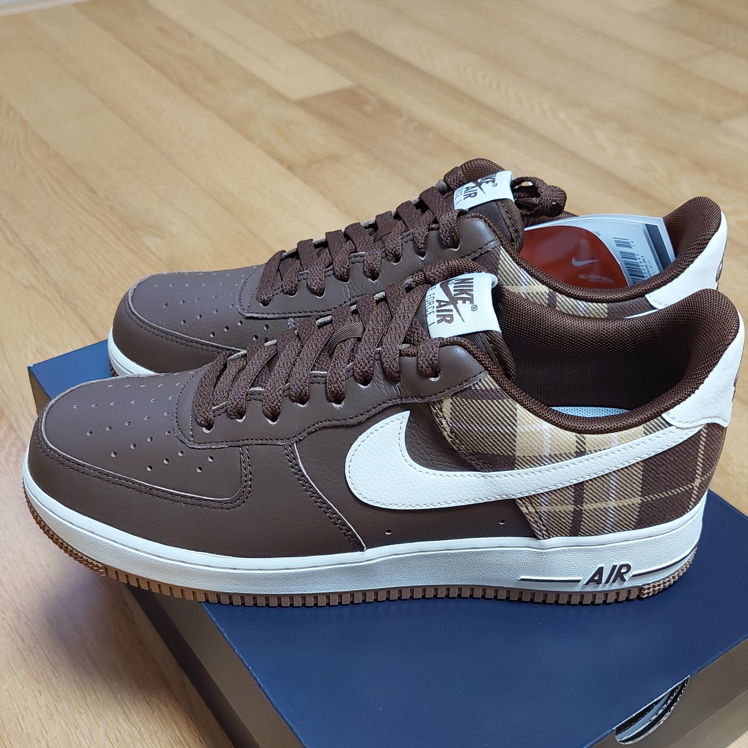 Nike Air Force 1 '07 LX Cacao Wow 착용 스타일 - 1