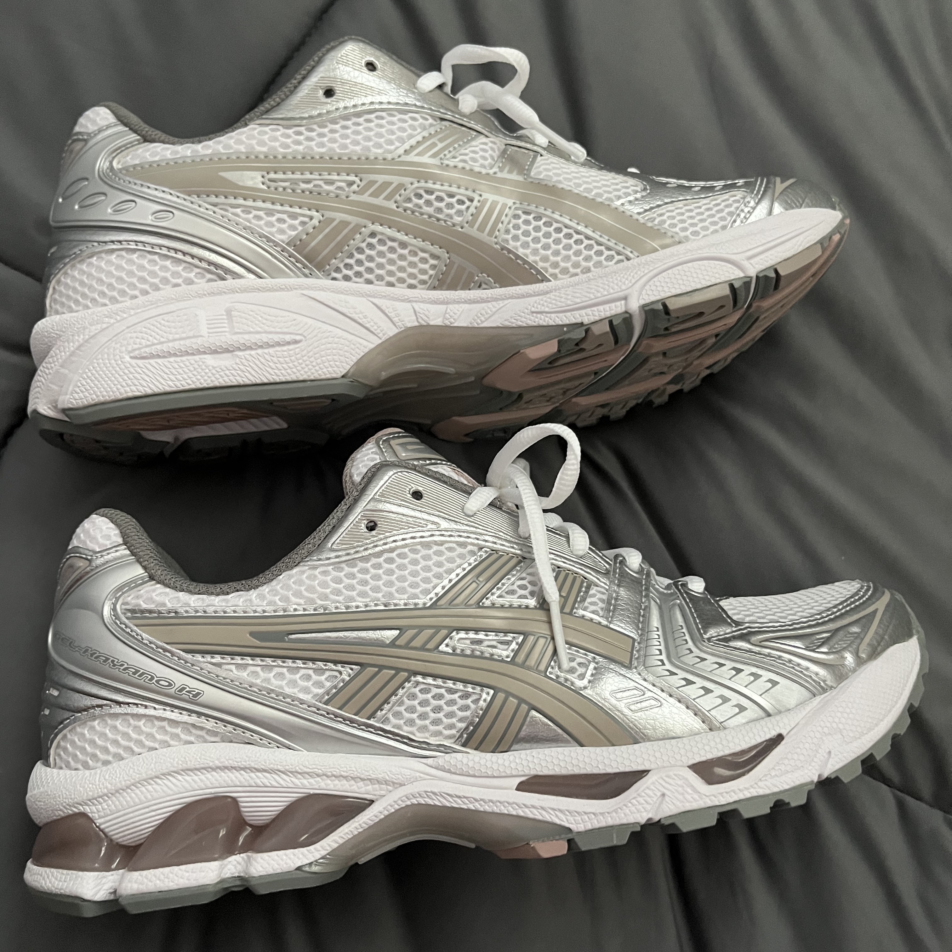 (W) Asics Gel-Kayano 14 White Moonrock 착용 스타일 - 2