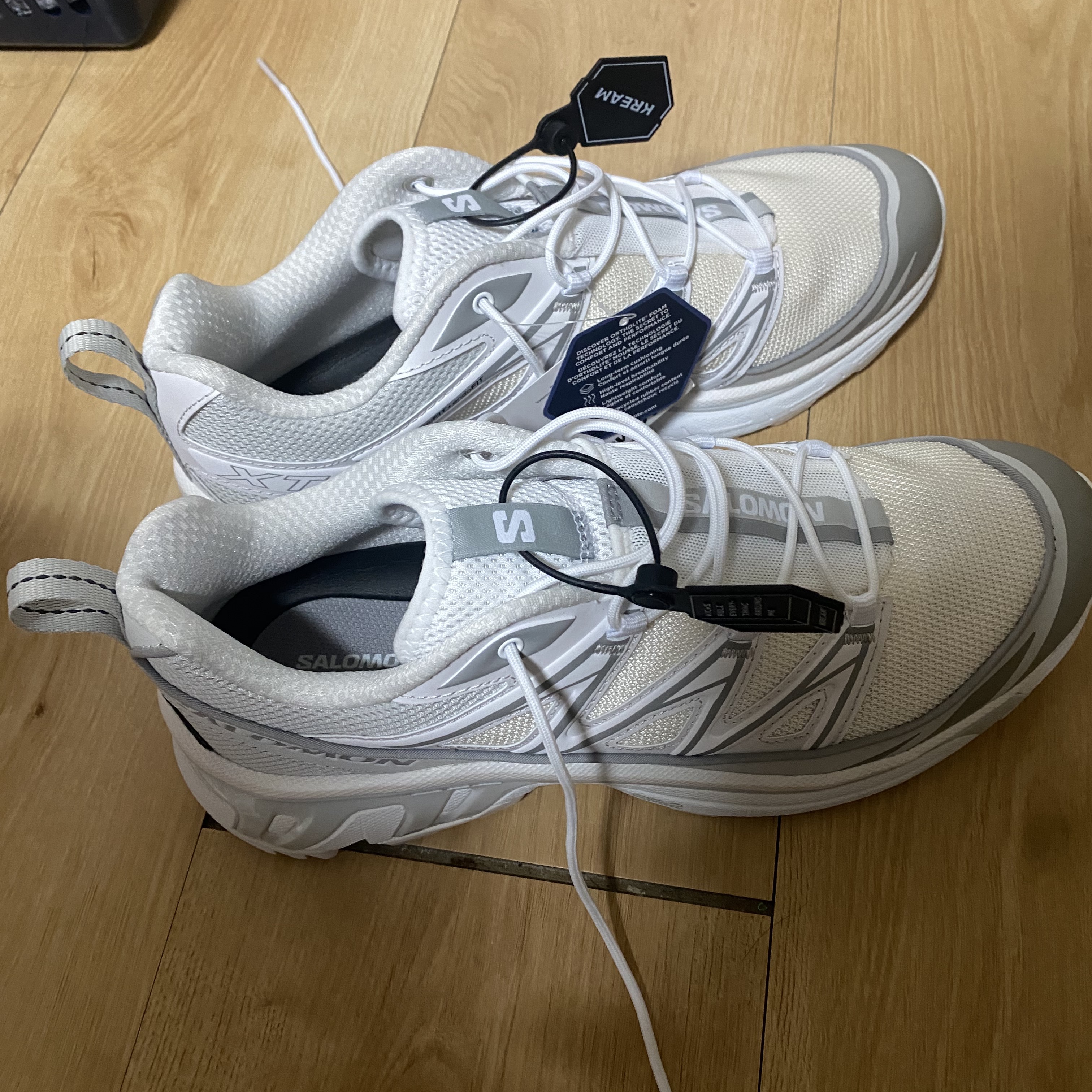 Salomon XT-6 Expanse Vanilla Ice White 착용 스타일